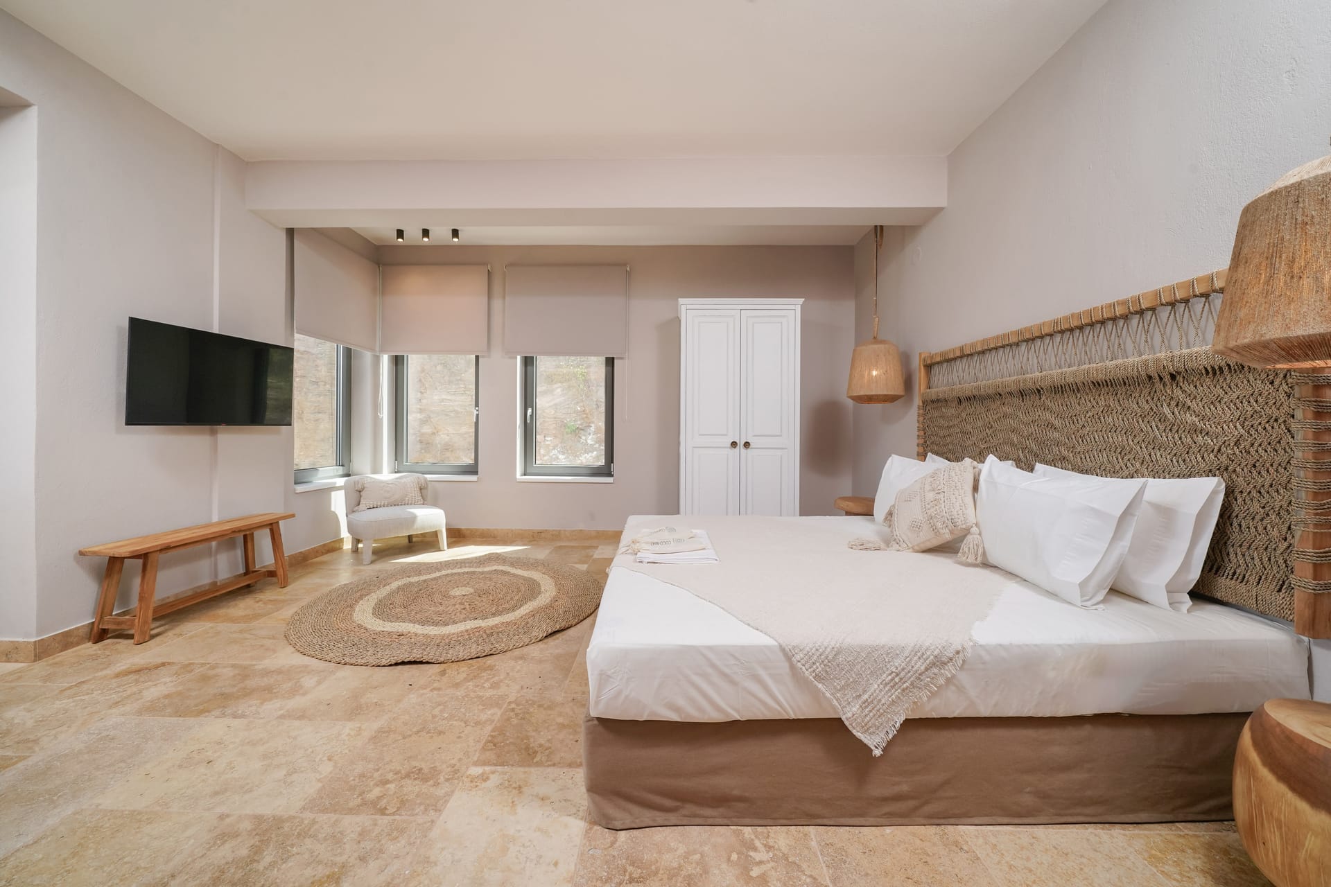 Essentia Luxury - SUIJAC - 5