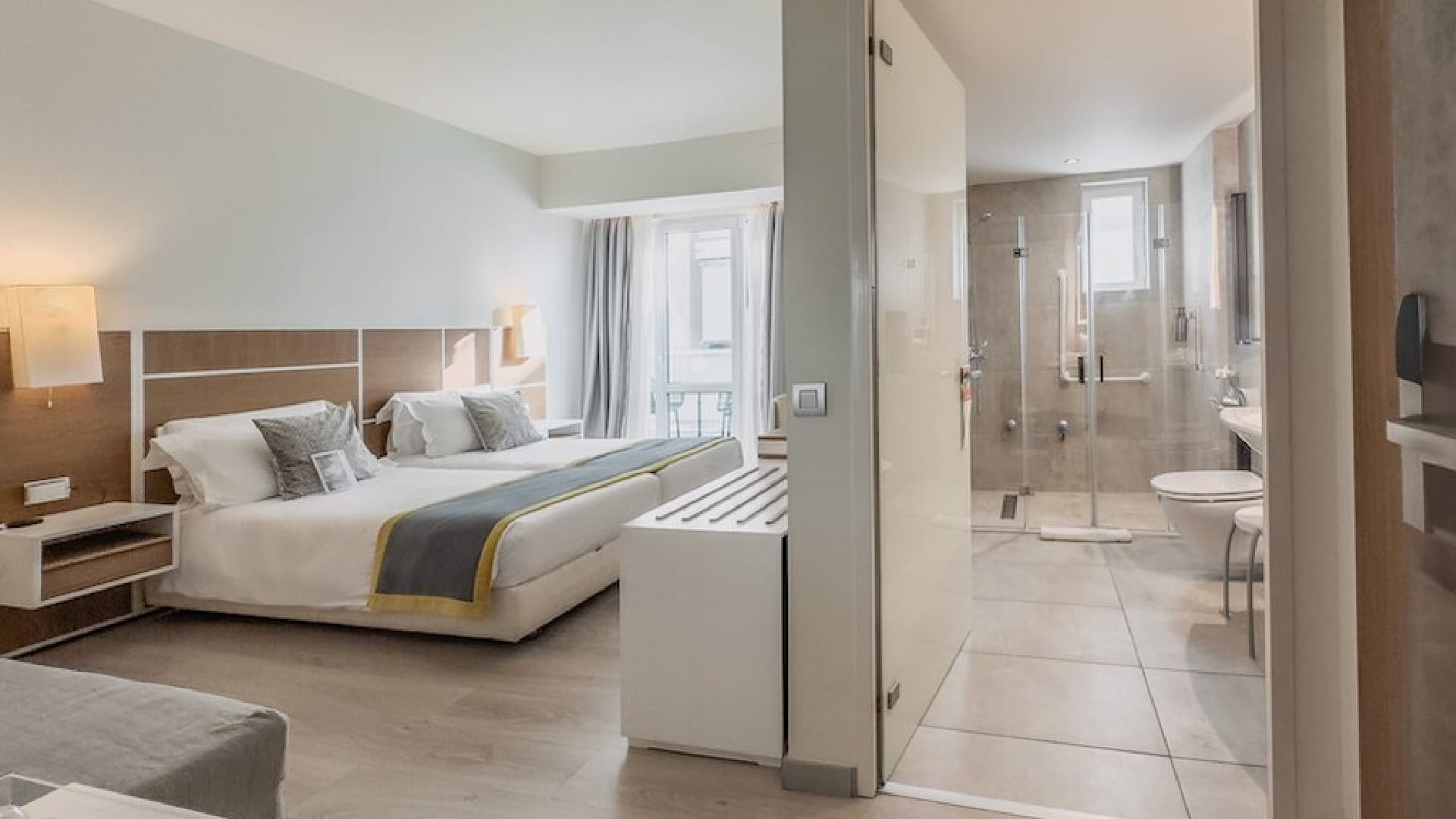 Eco Chic Double With Private Balcony