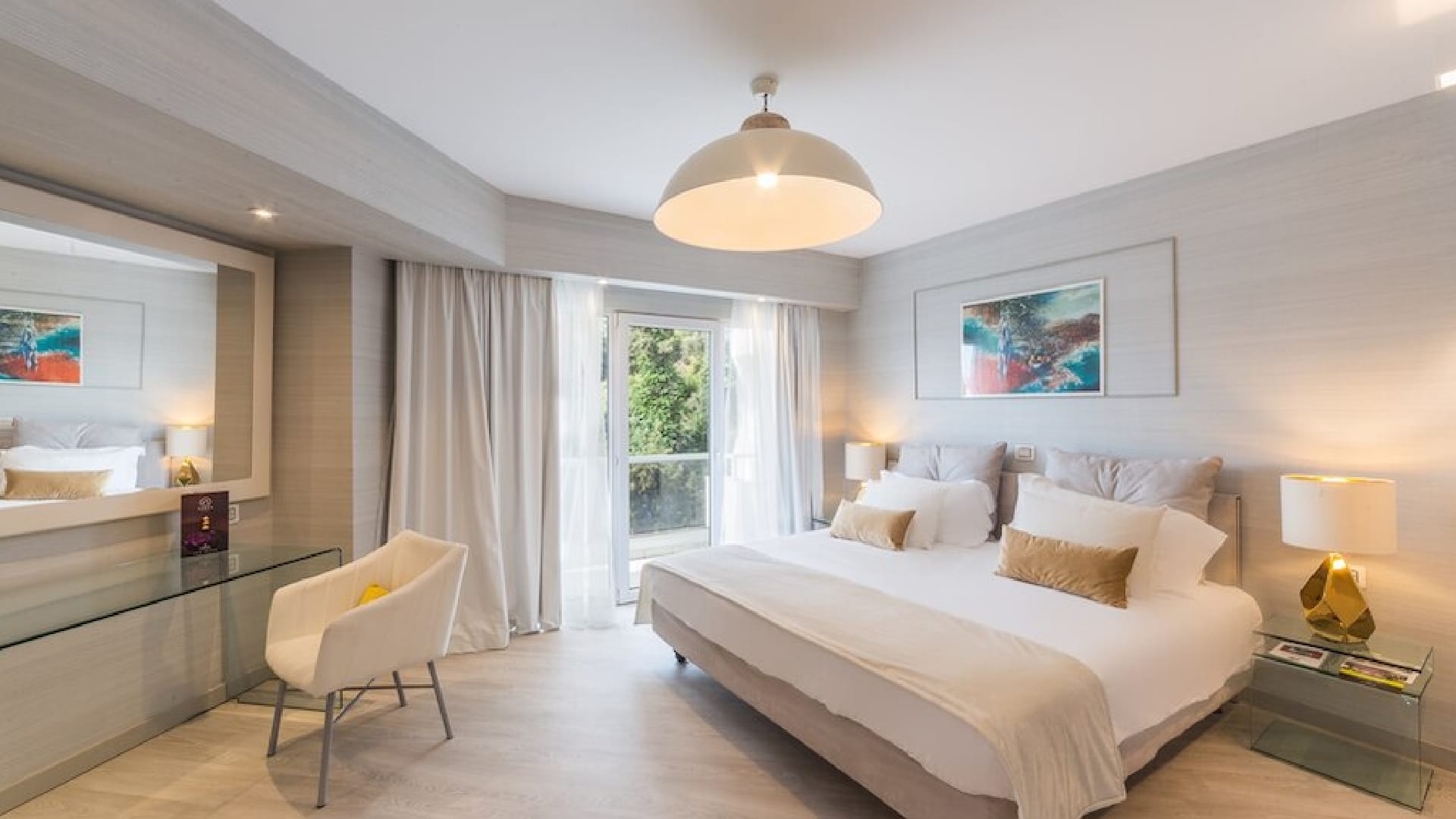 Signature Double With Private Balcony & Lycabettus View