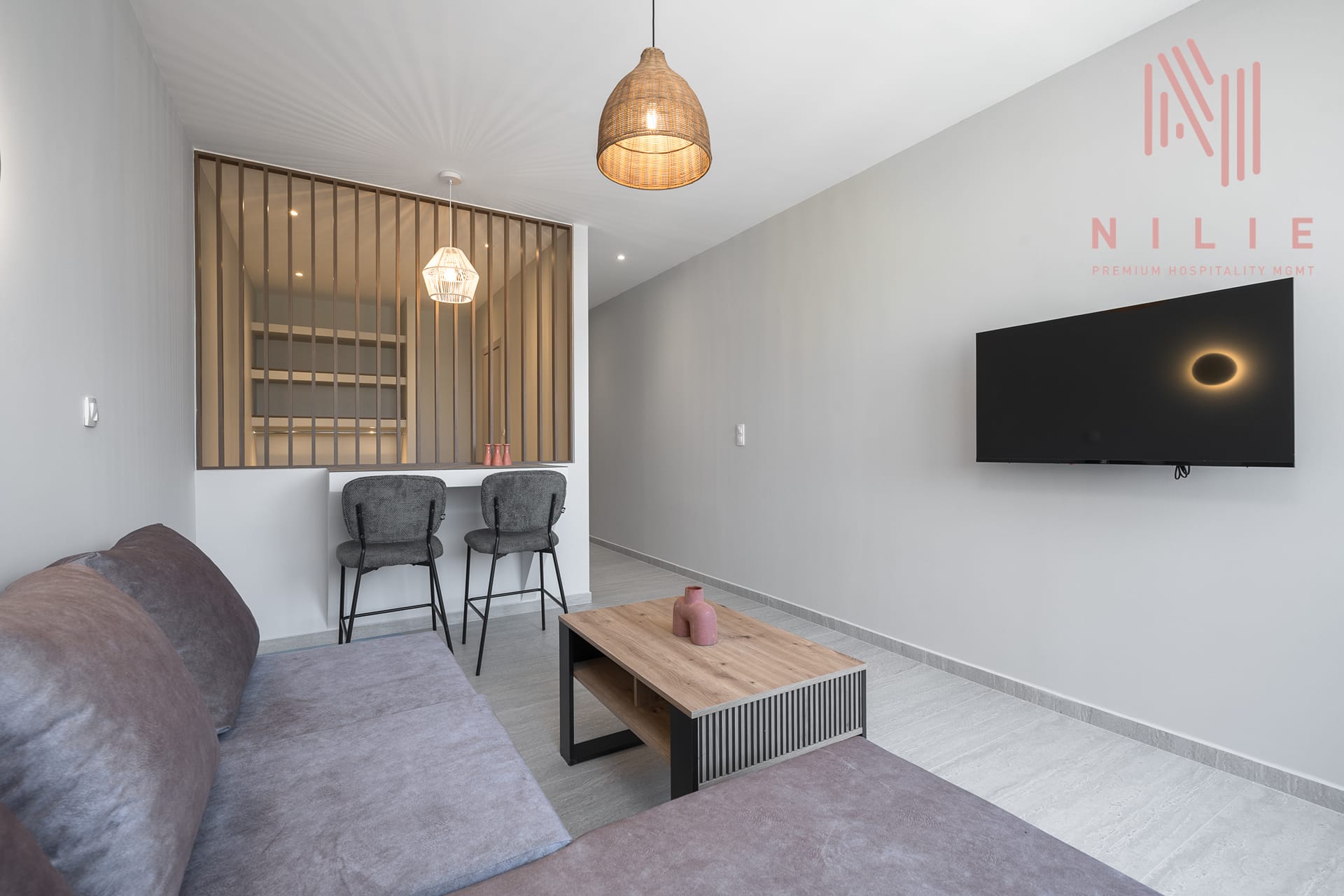NILIE PREMIUM HOSPITALITY MGMT - TANT52 - 5