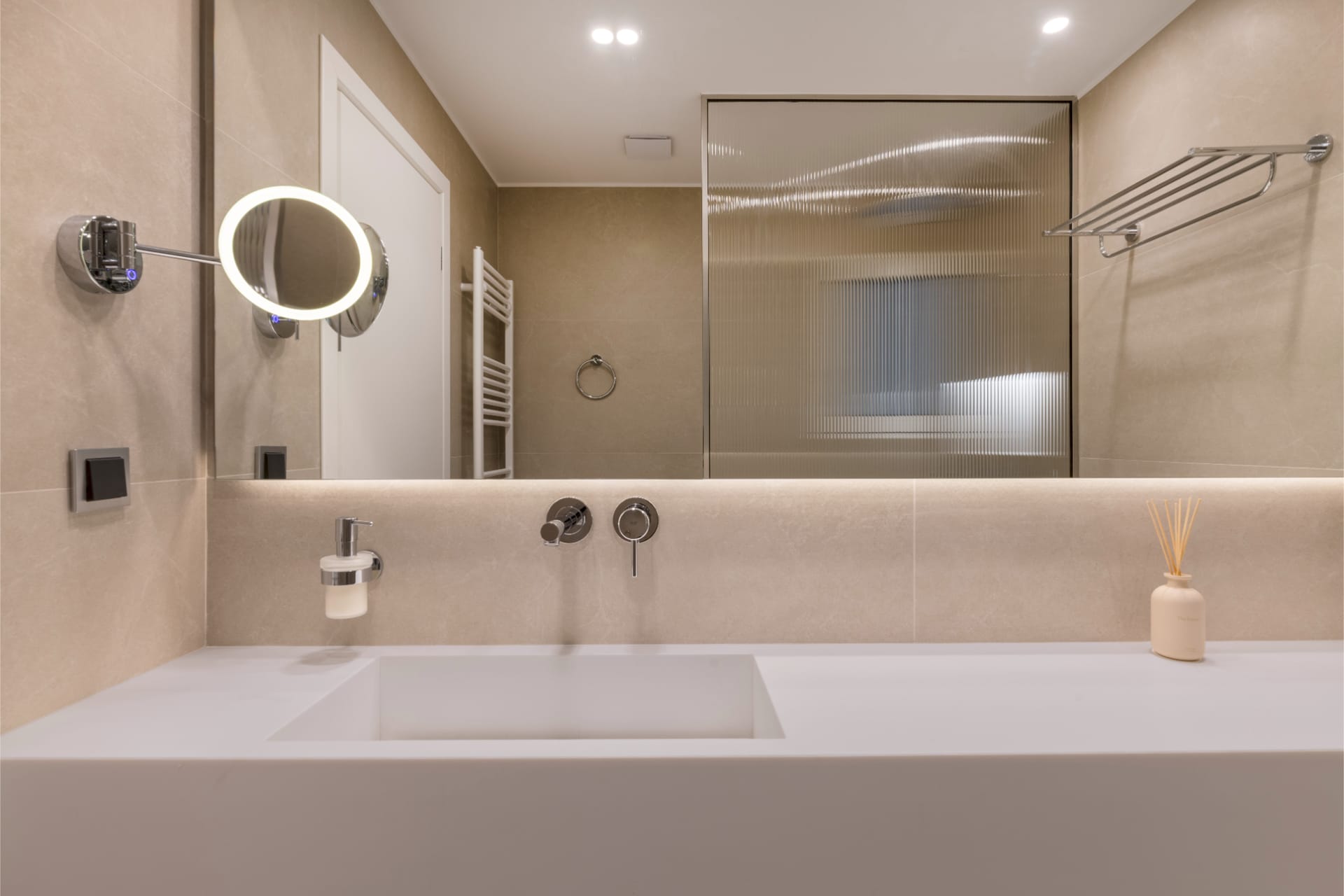 Bill & John Apartments & Villas - M13COR - 11