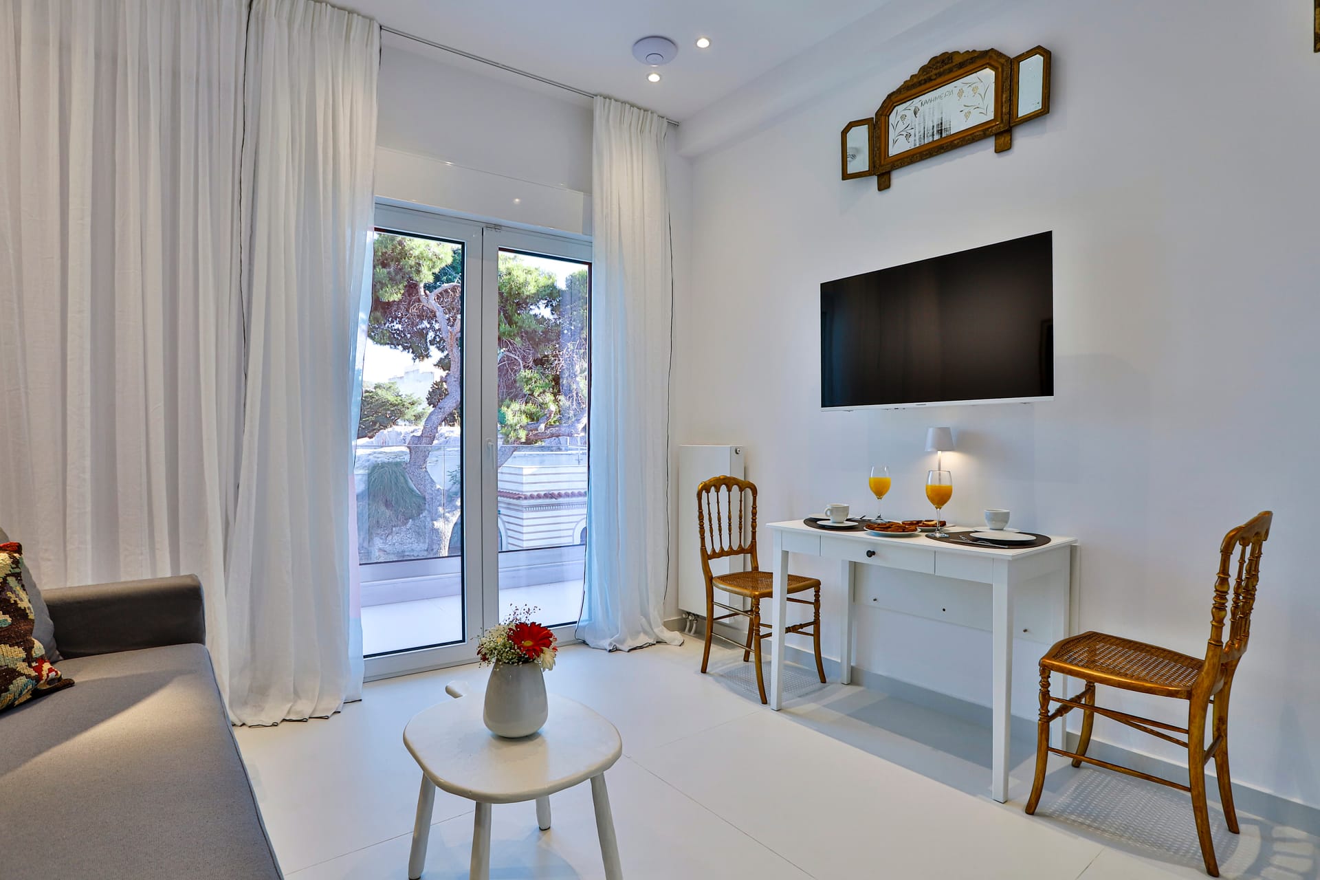Second Floor Apt B2