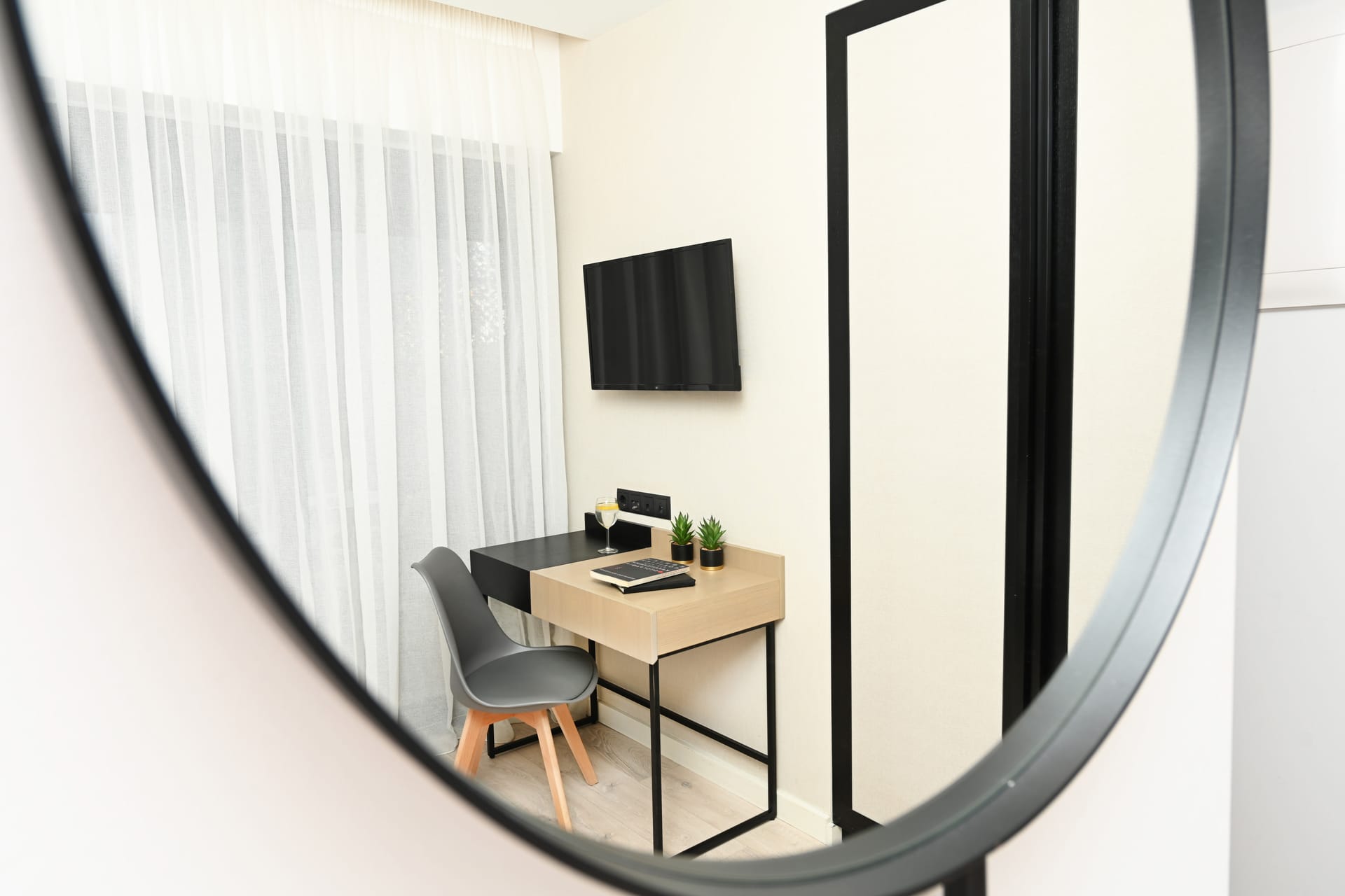 Icon Urban Living - CLDBAL - 10