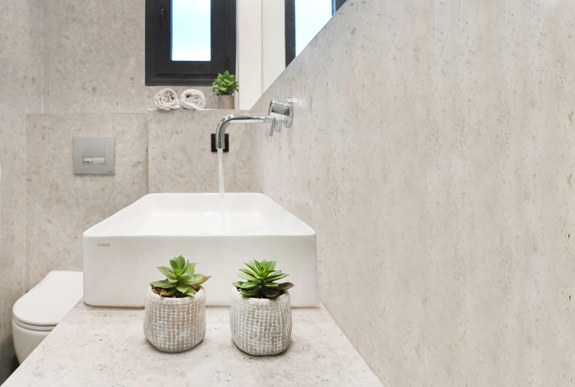 Icon Urban Living - SUPER - 16