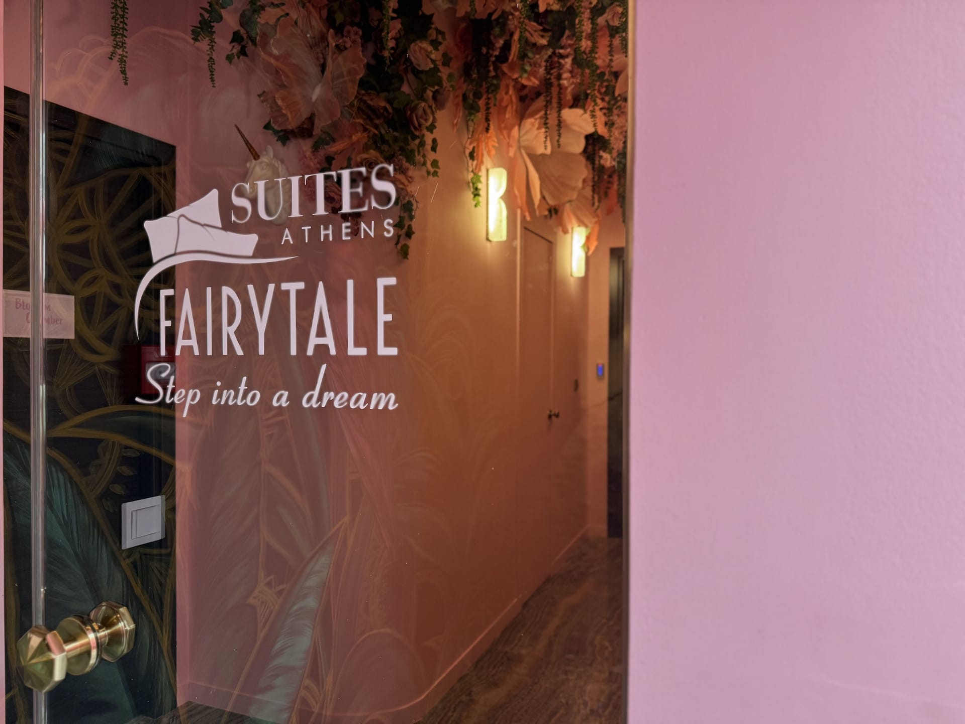 Fairytale Athens Suites - 1 - 7