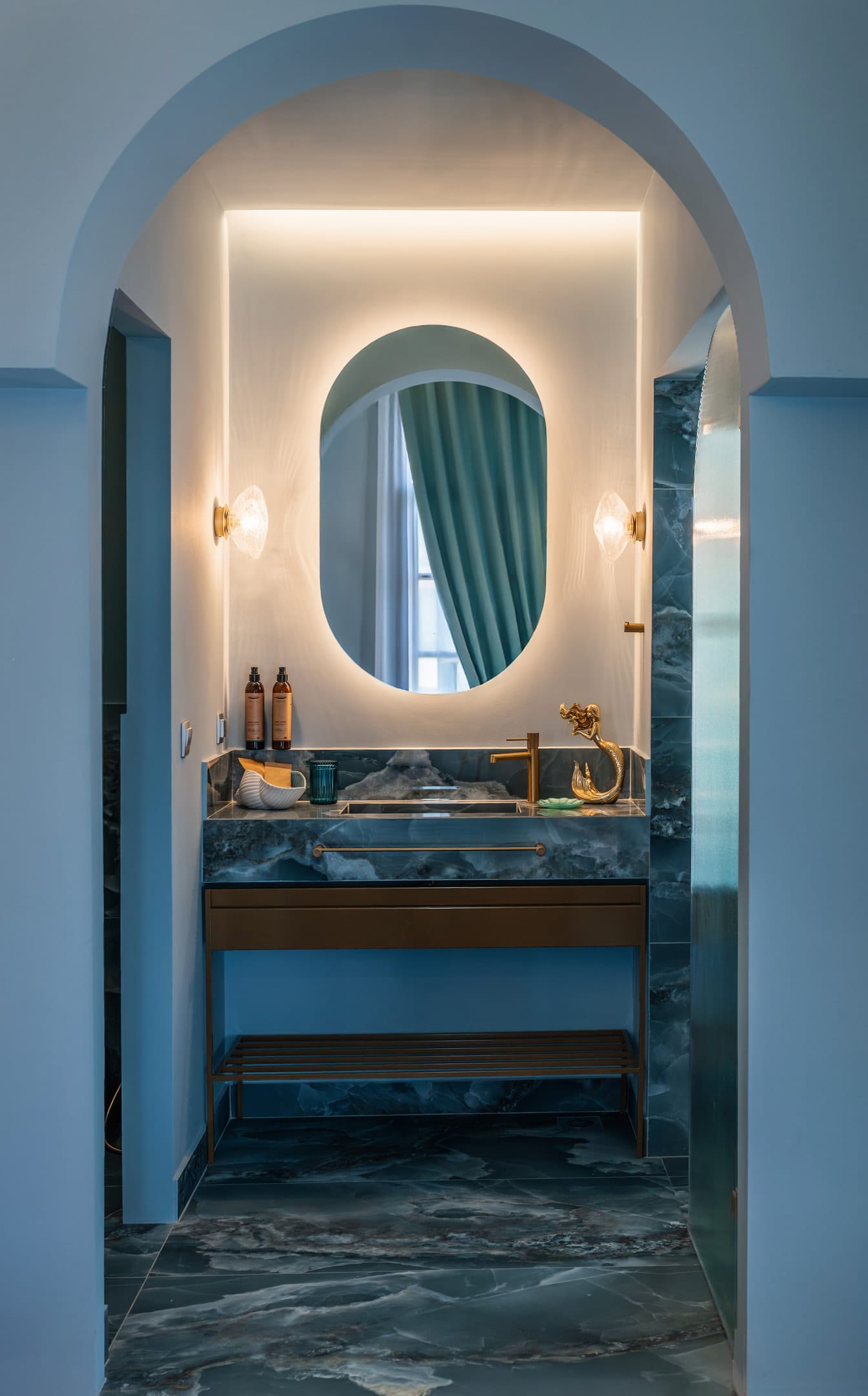 Fairytale Athens Suites - 2 - 5
