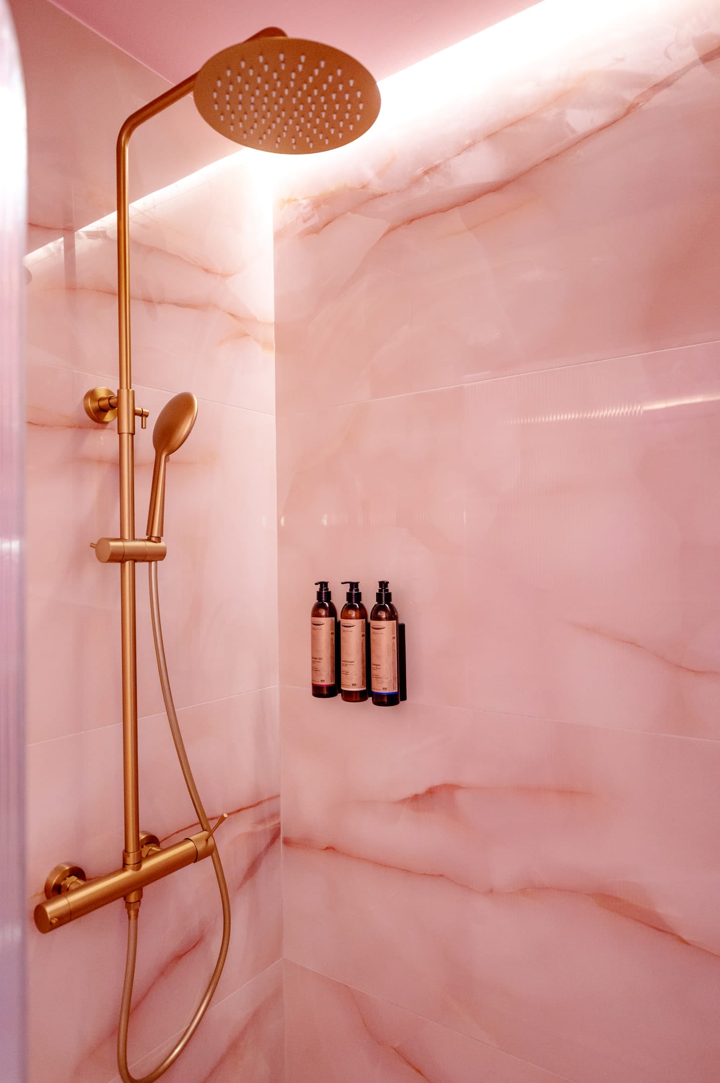 Fairytale Athens Suites - 1 - 9