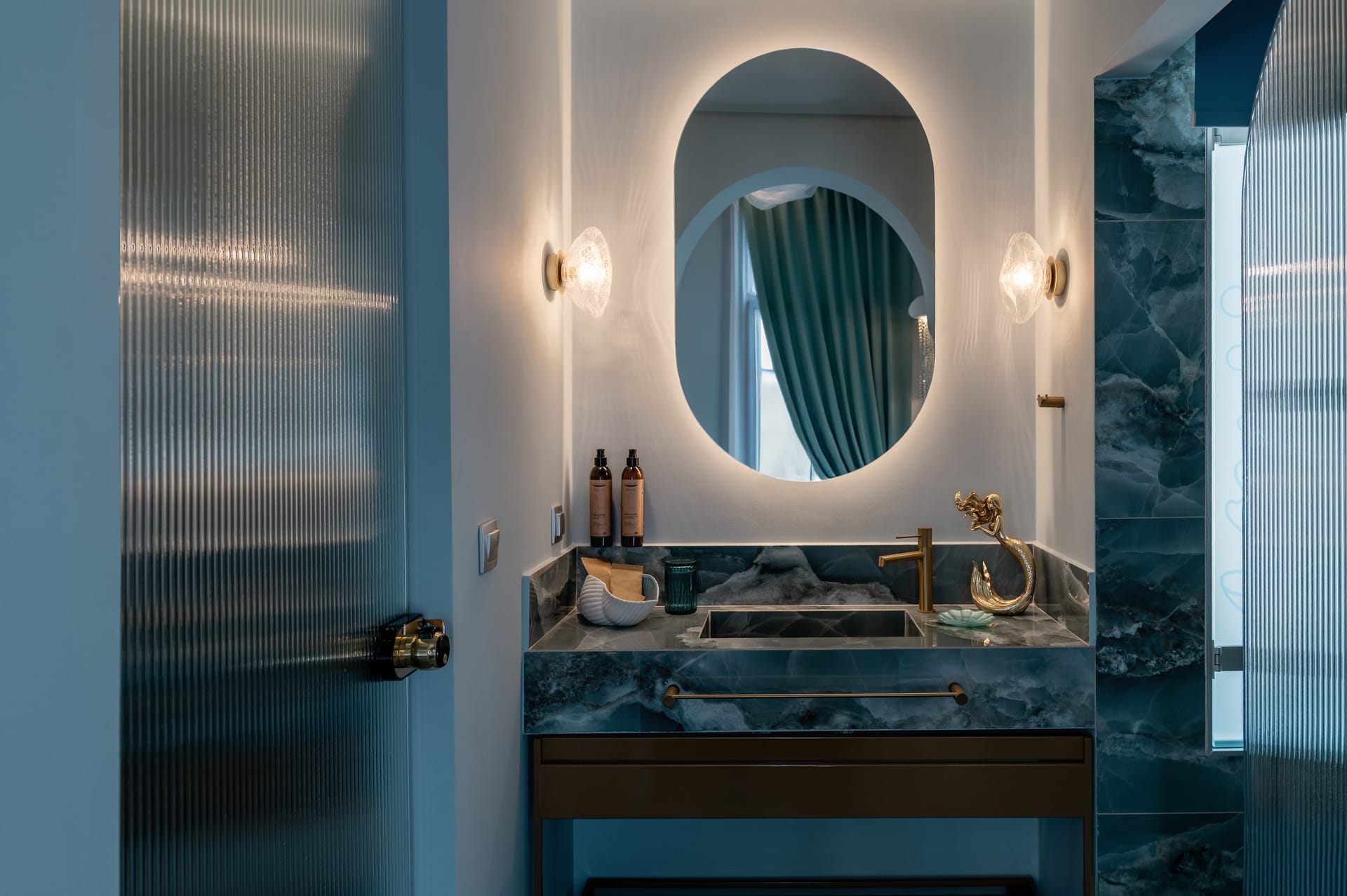 Fairytale Athens Suites - 2 - 10