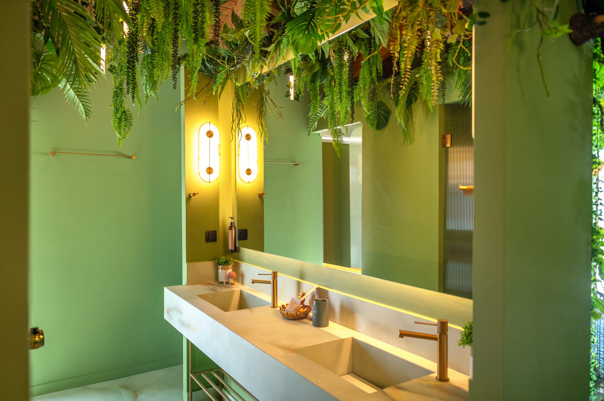 Fairytale Athens Suites - 3 - 12