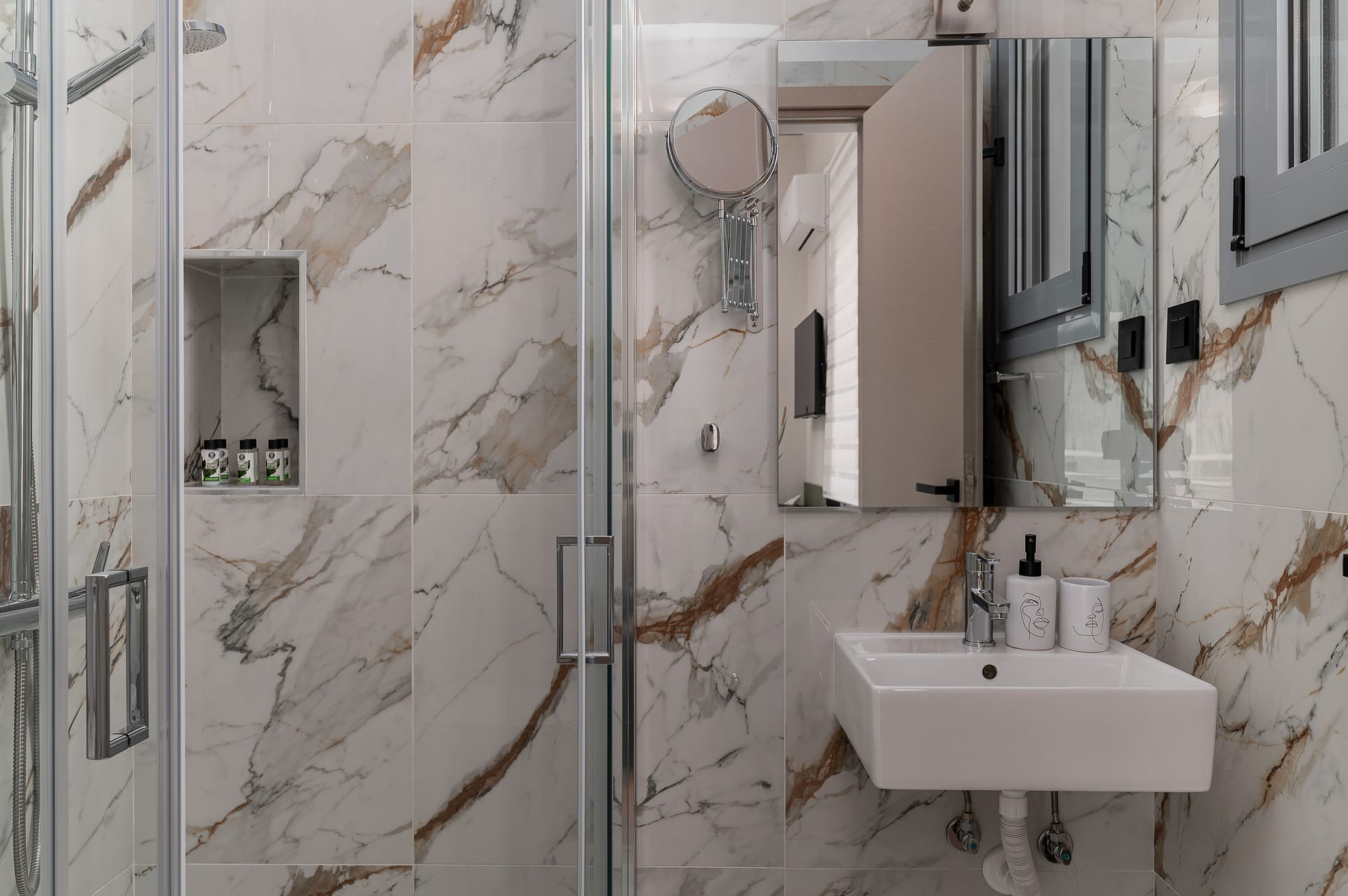Phalerus Suites - DEL - 10