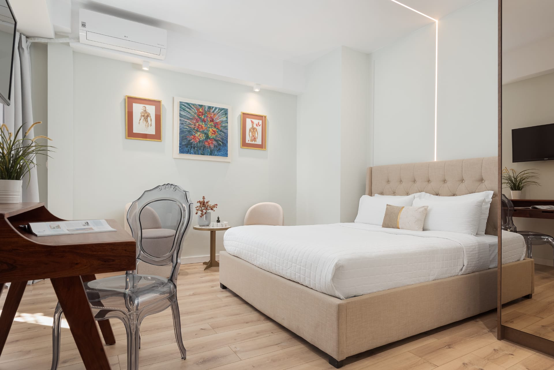 Artemis Apartment