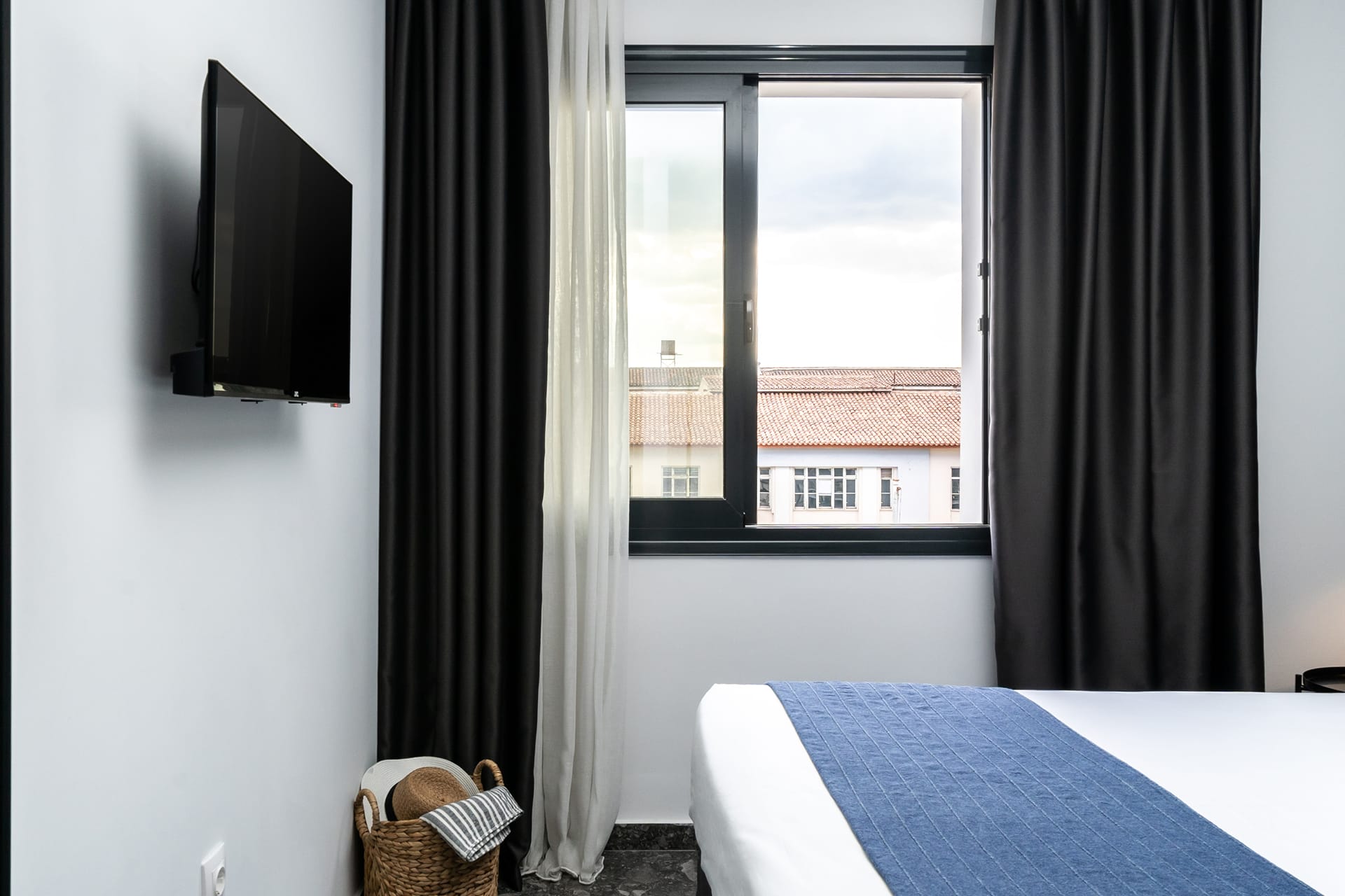 1 Bedroom Suite
