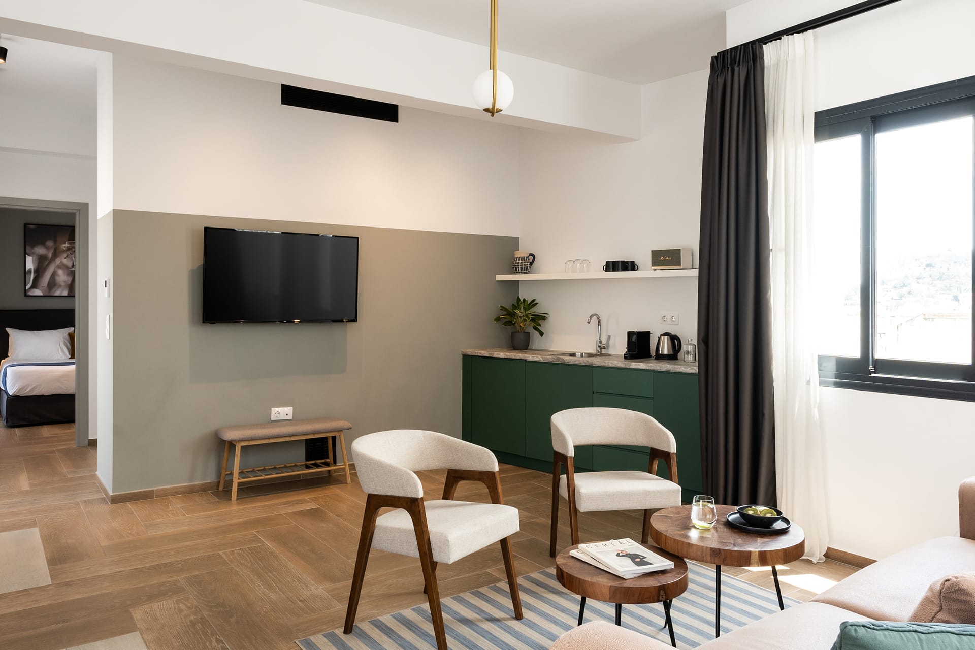 Play Theatrou a member of Brown Hotels - SUIACR - 11