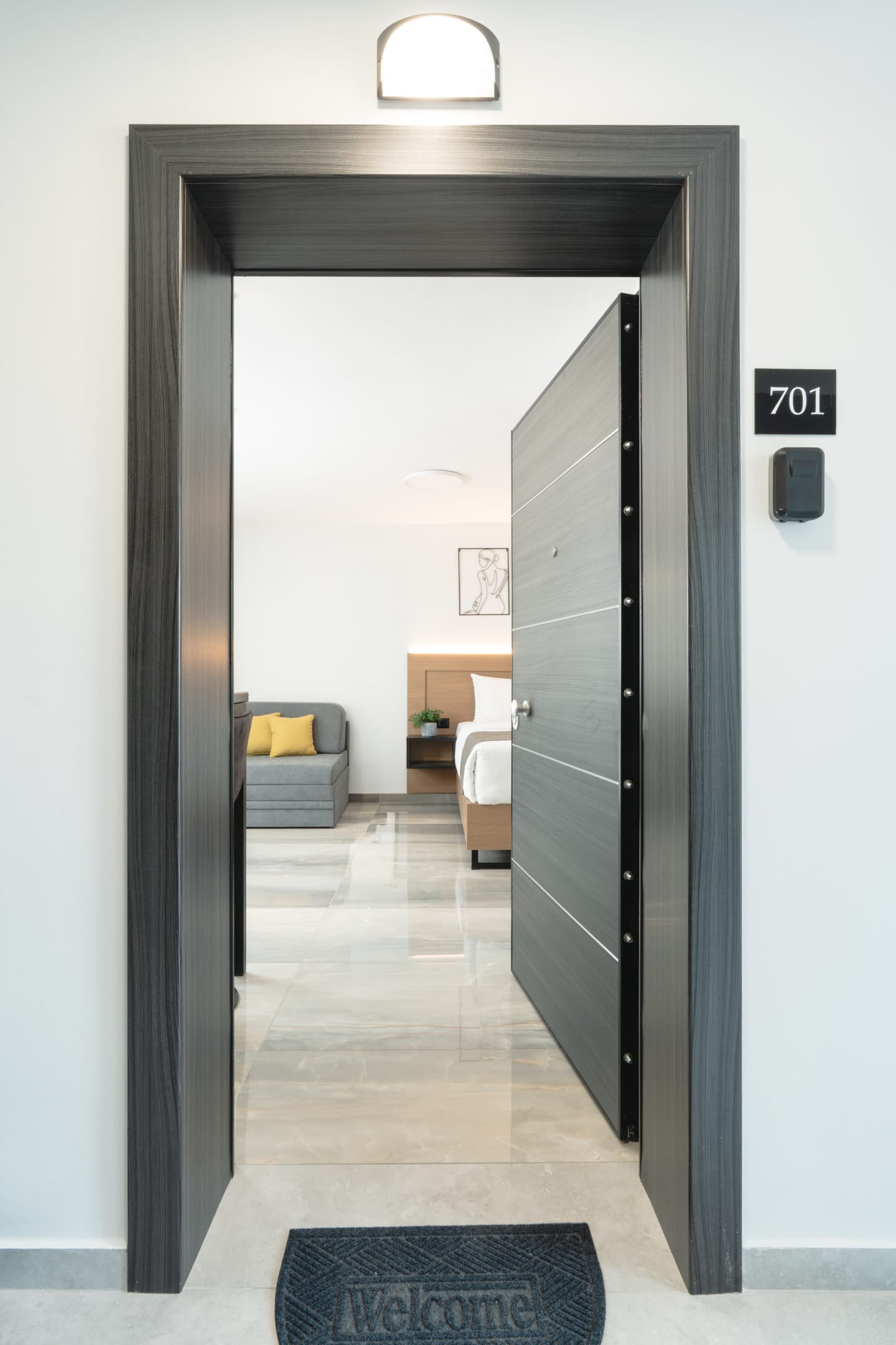 Tower 15 Suites 701| Ioannou Farmaki 15