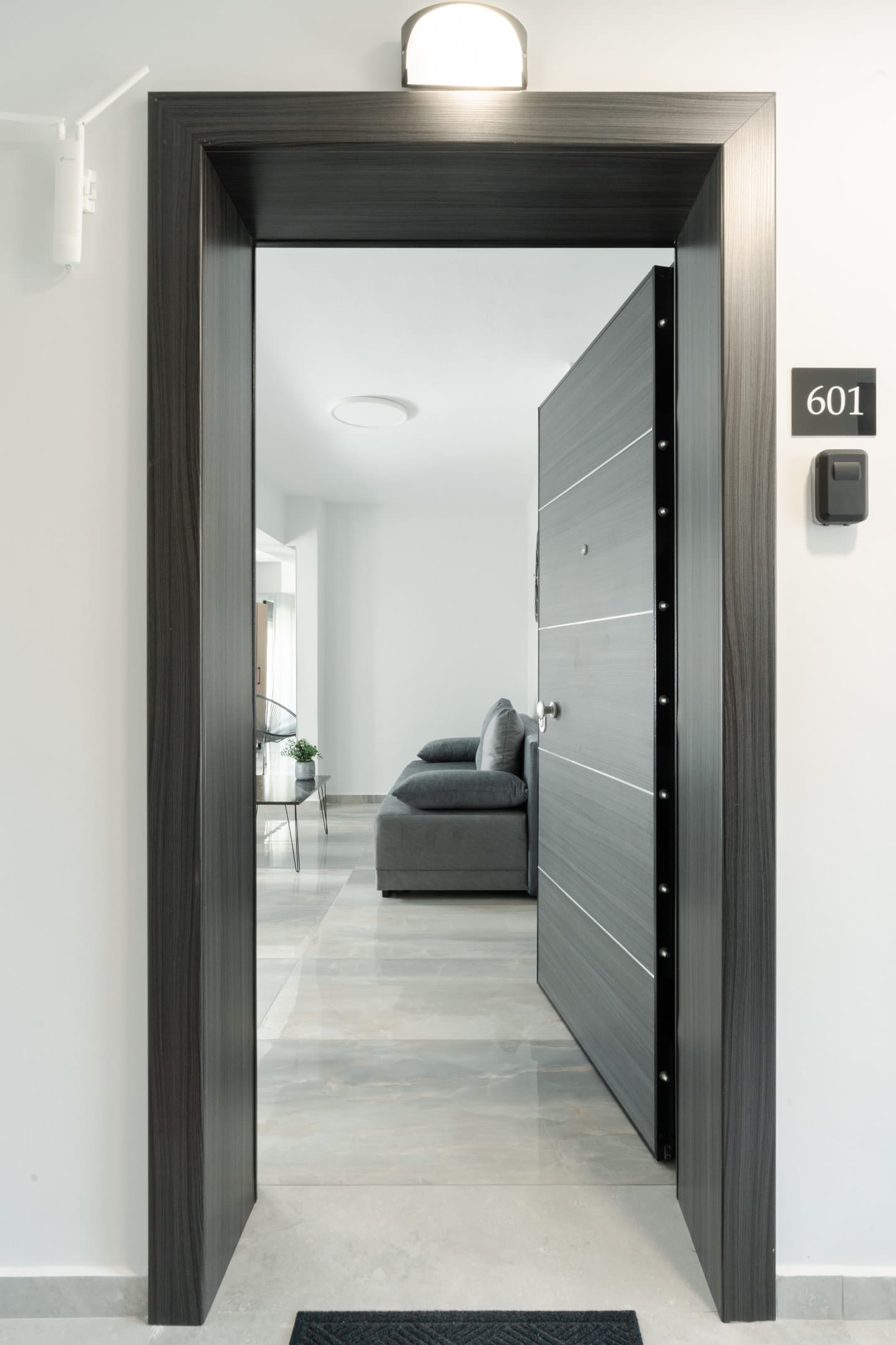 Tower 15 Suites 601| Ioannou Farmaki 15