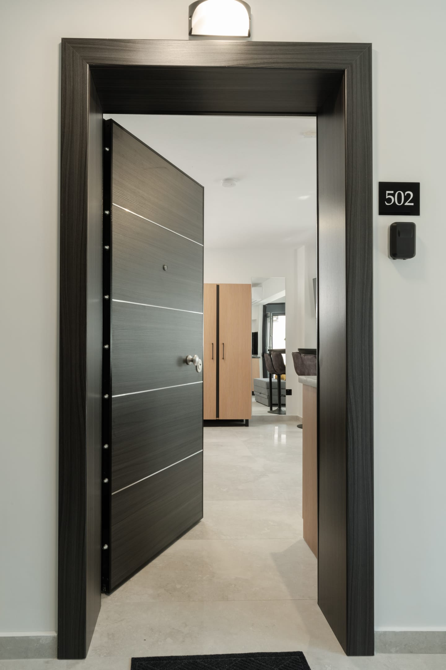 Tower 15 Suites 502| Ioannou Farmaki 15