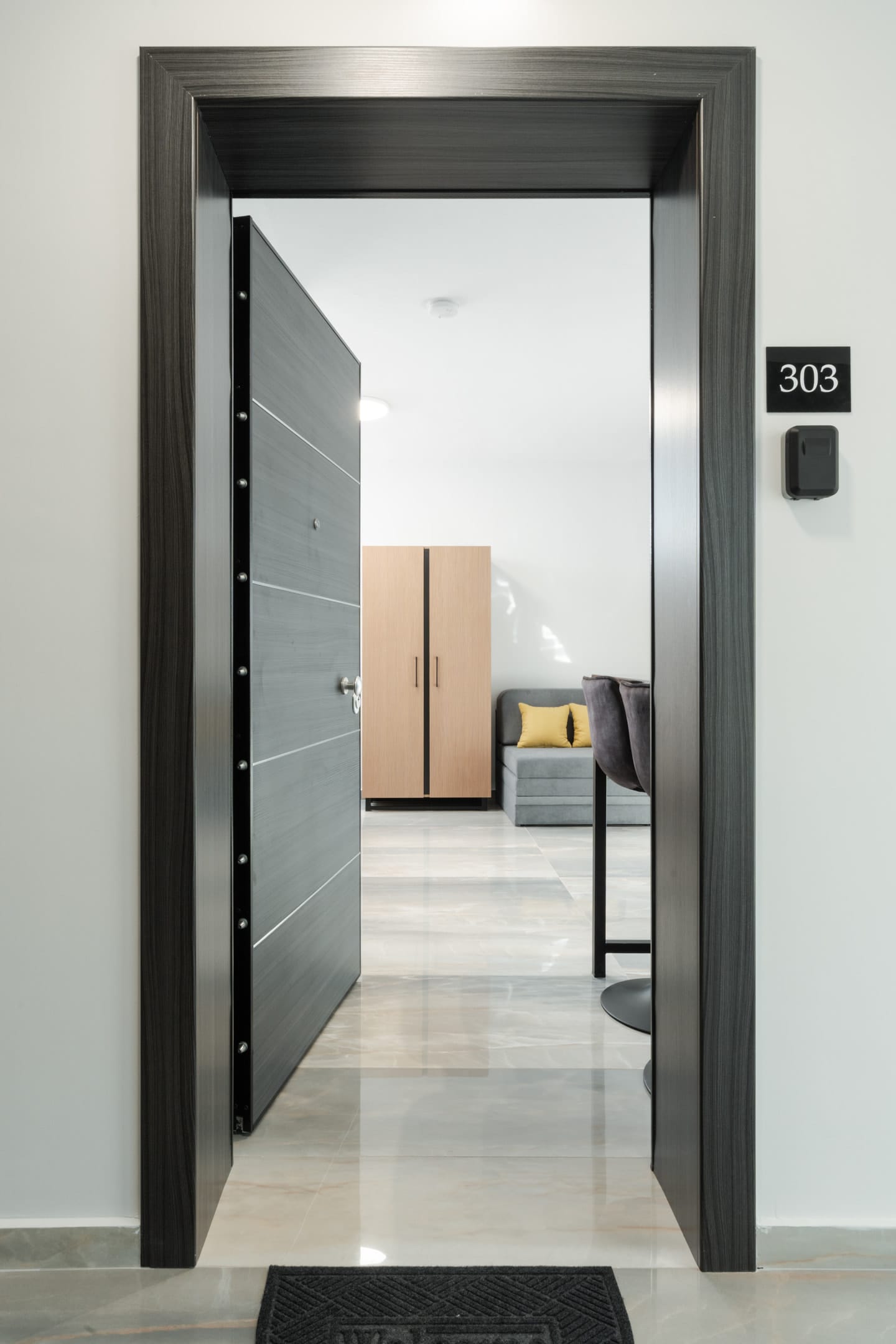 Tower 15 Suites 303| Ioannou Farmaki 15