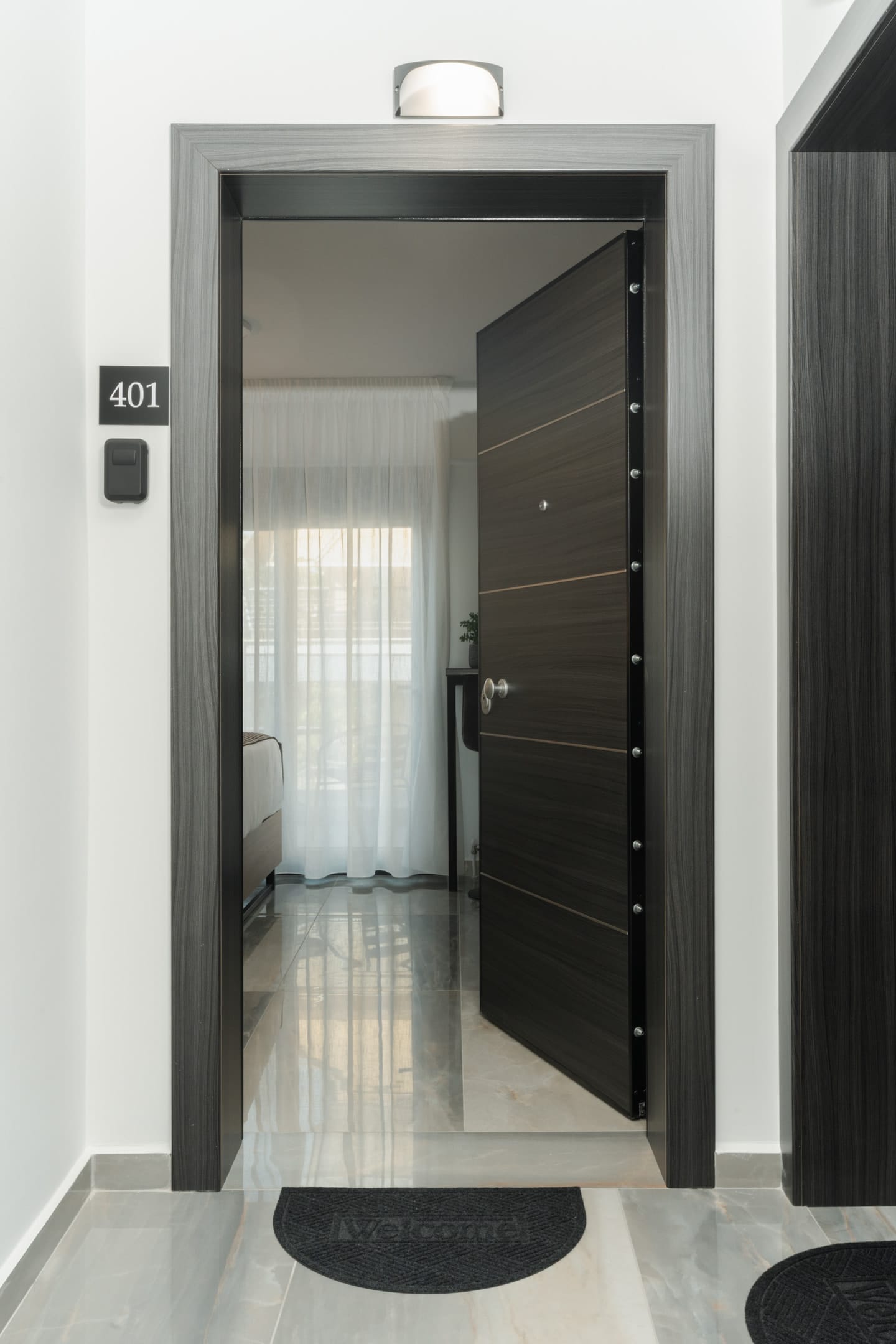 Tower 15 Suites 401| Ioannou Farmaki 15