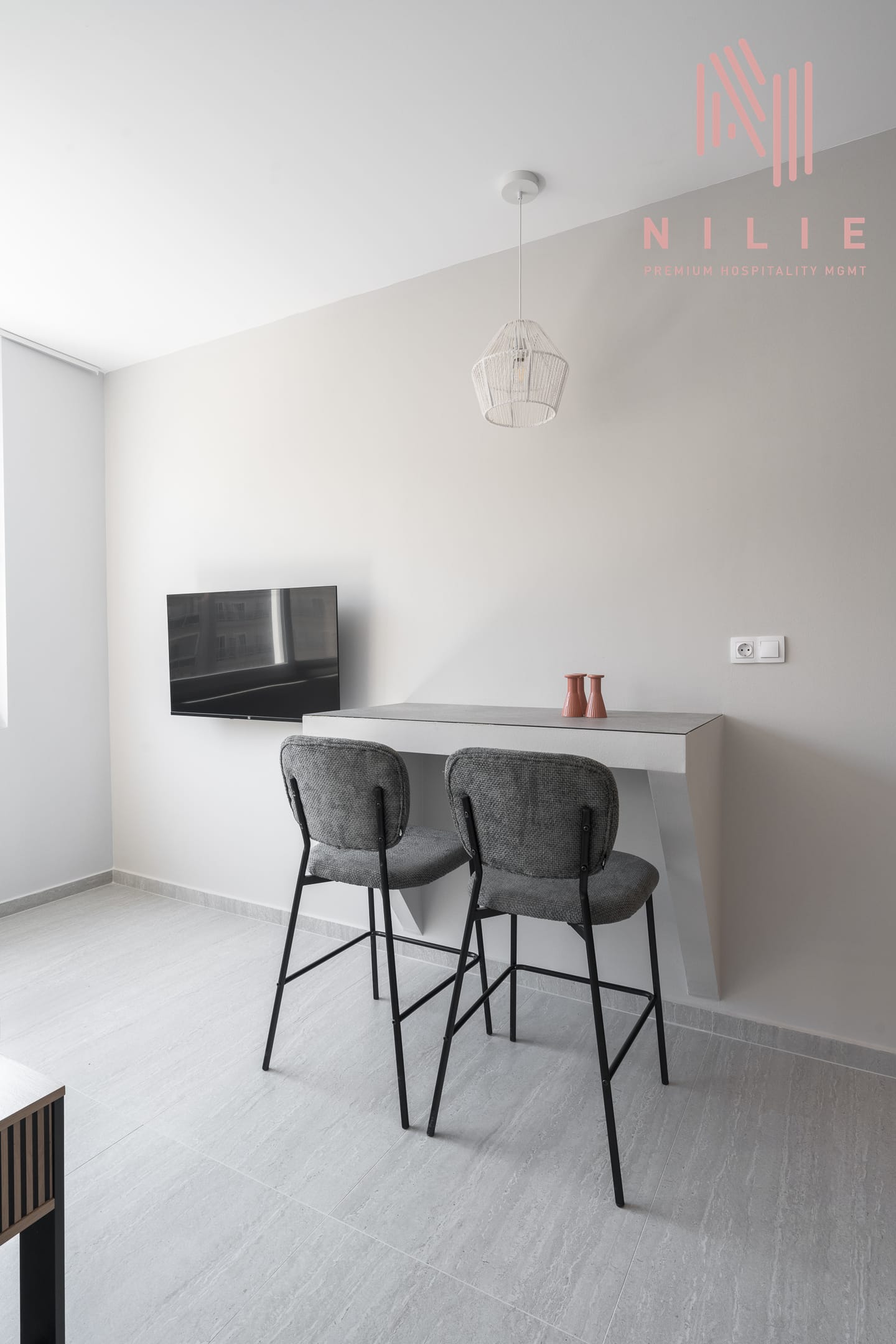 NILIE PREMIUM HOSPITALITY MGMT - TANT59 - 9