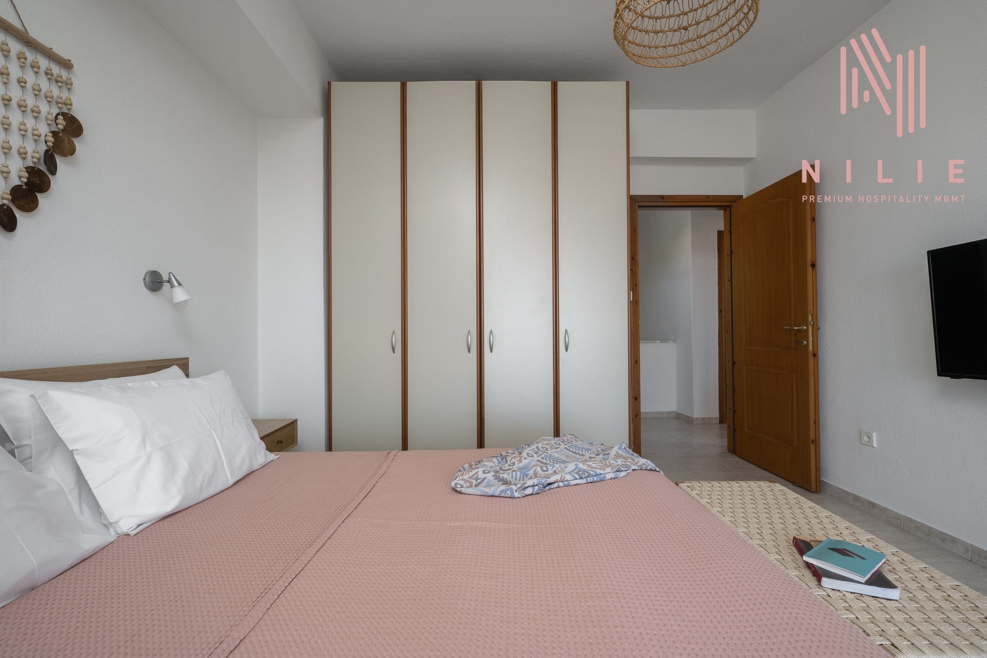 NILIE PREMIUM HOSPITALITY MGMT - ERIVI2 - 5
