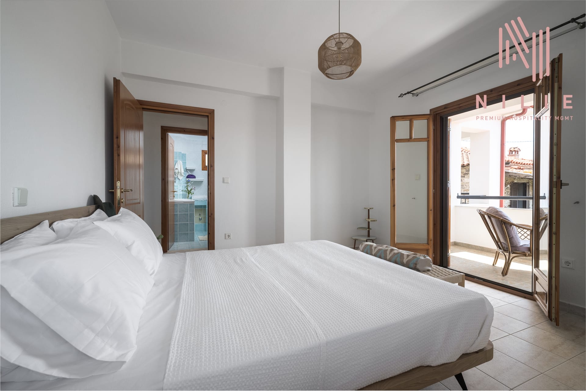 NILIE PREMIUM HOSPITALITY MGMT - ERIVI2 - 16
