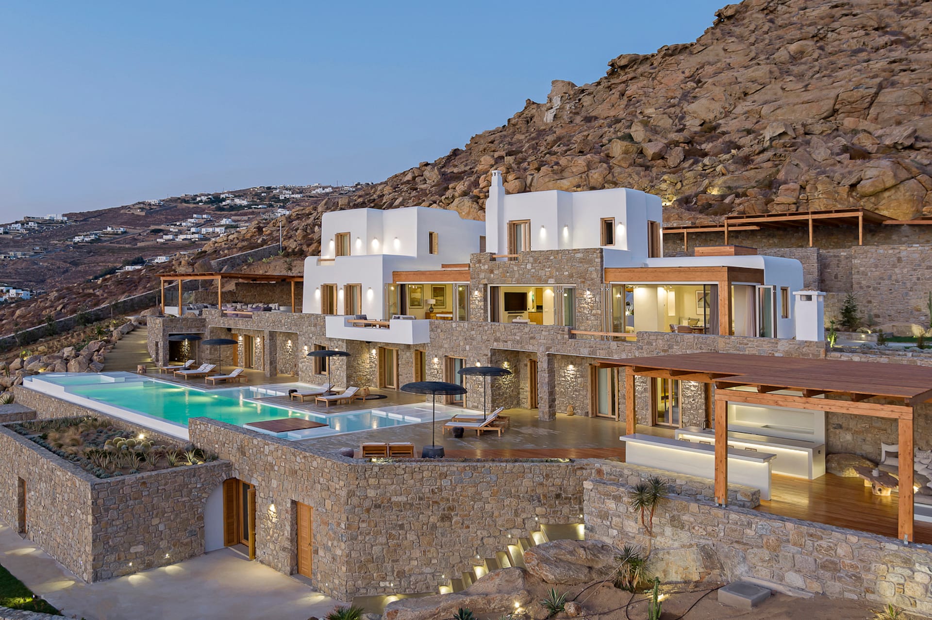 Villa Cave
