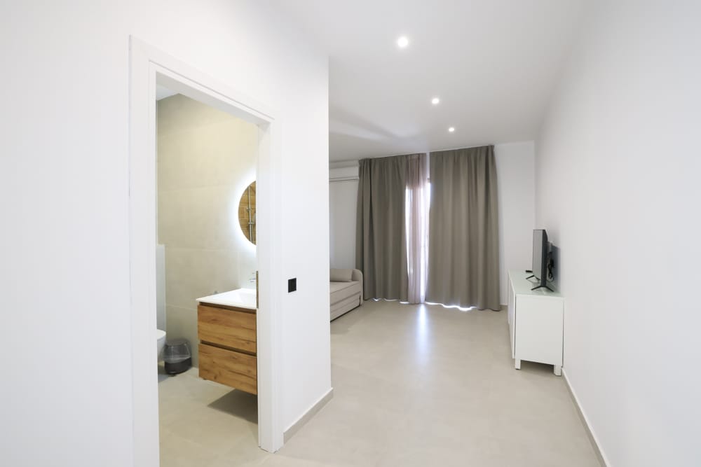 Mono Alex Afitos - SUITE - 7