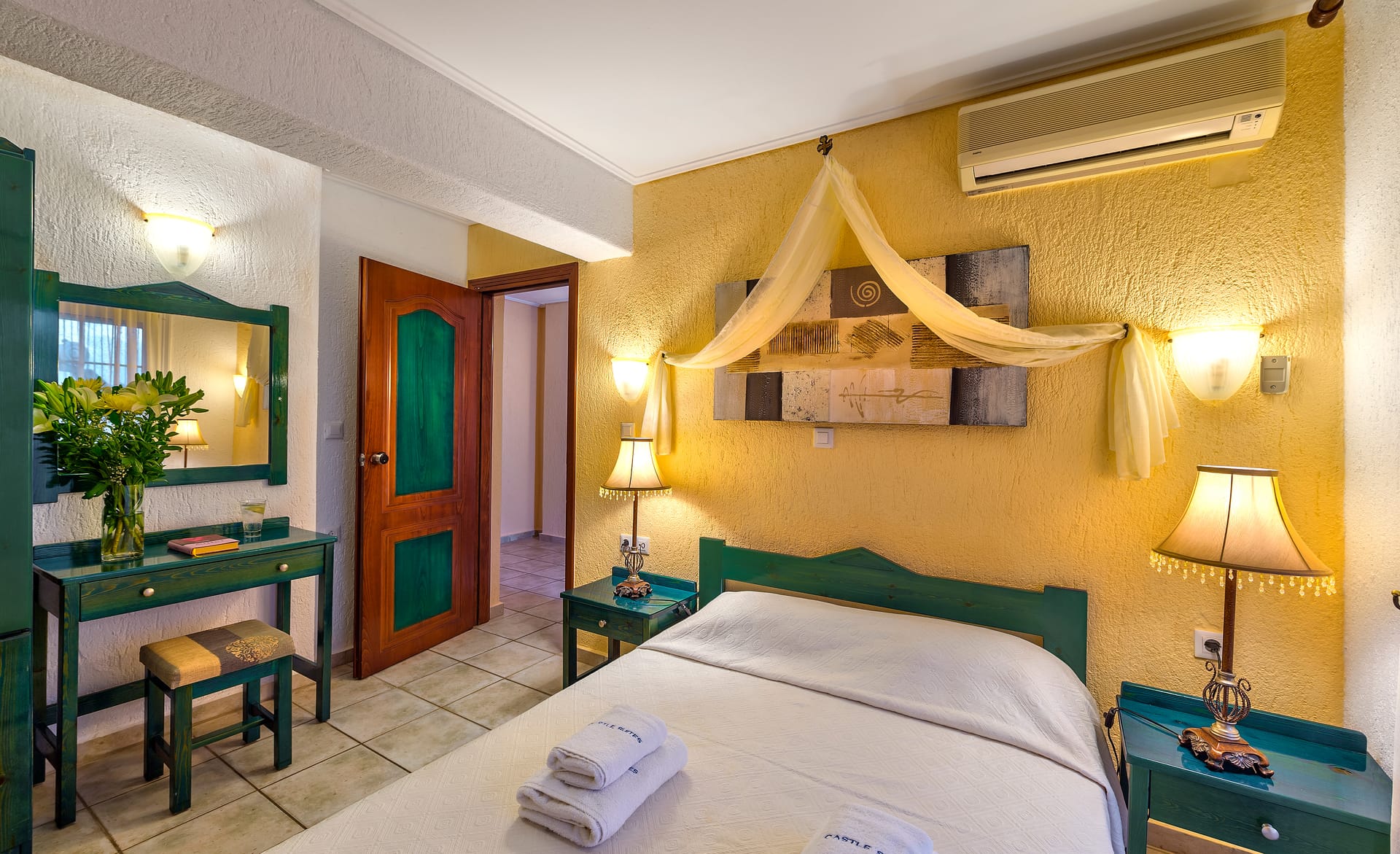 Two Bedroom Apartment 2 Bathrooms