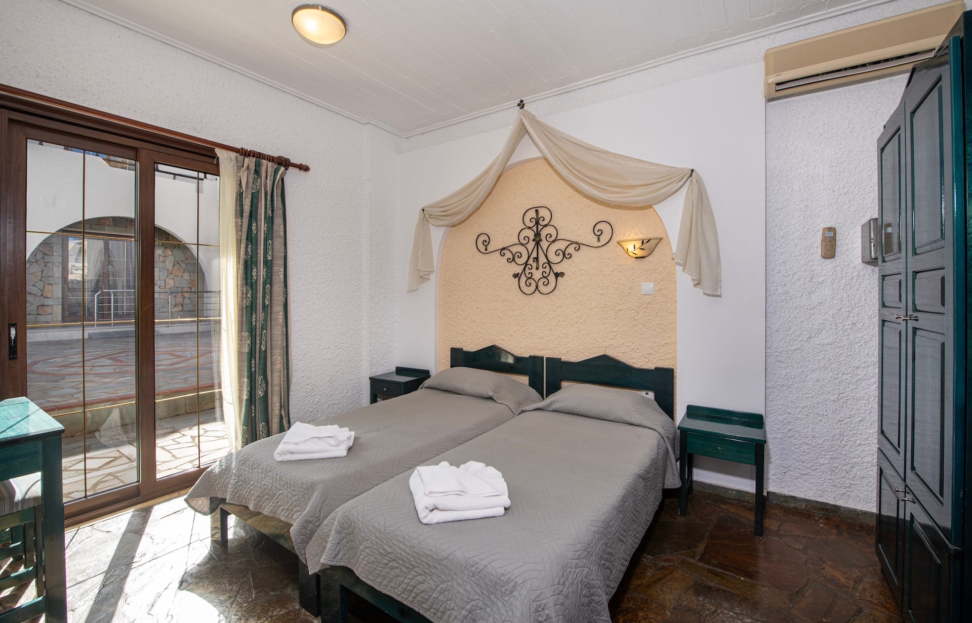 Castle Suites - 1APT - 6