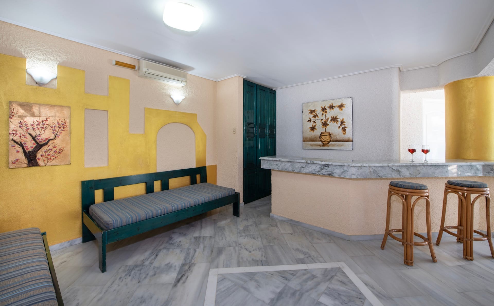 Castle Suites - 2APT2W - 17
