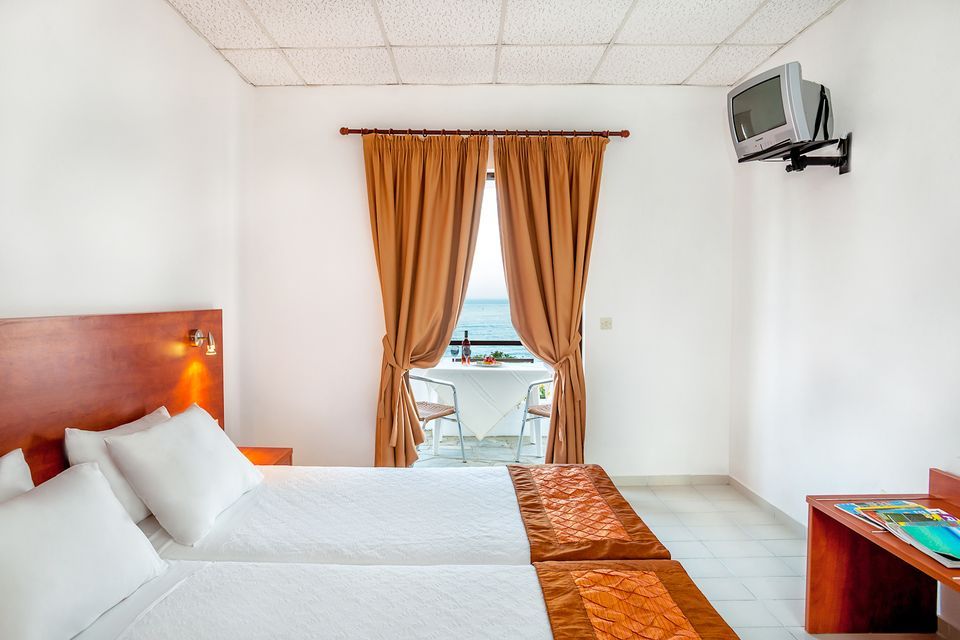 Xenios Dolphin Beach Hotel - D2SV - 3