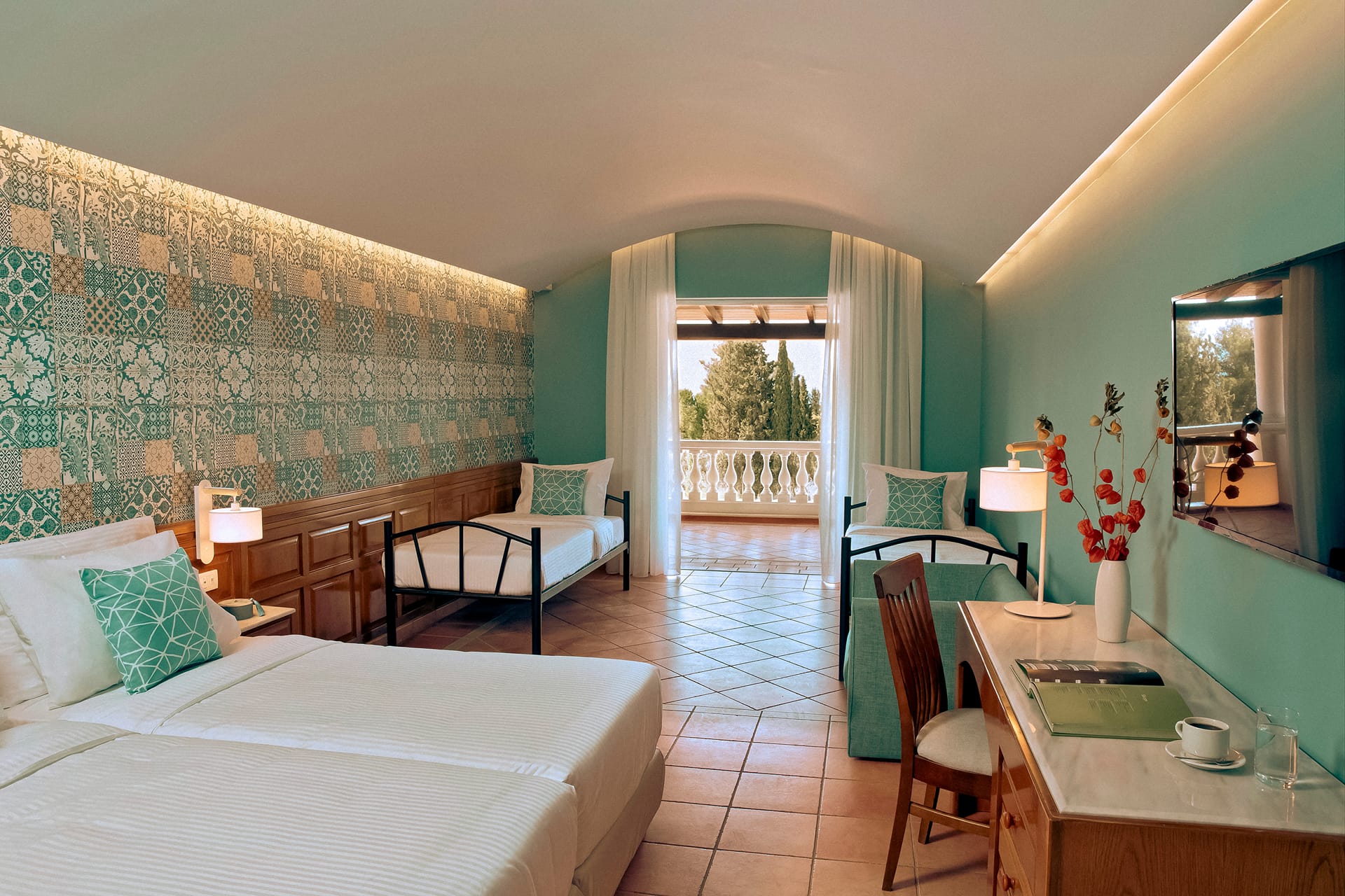 Deluxe Family Room Sea View