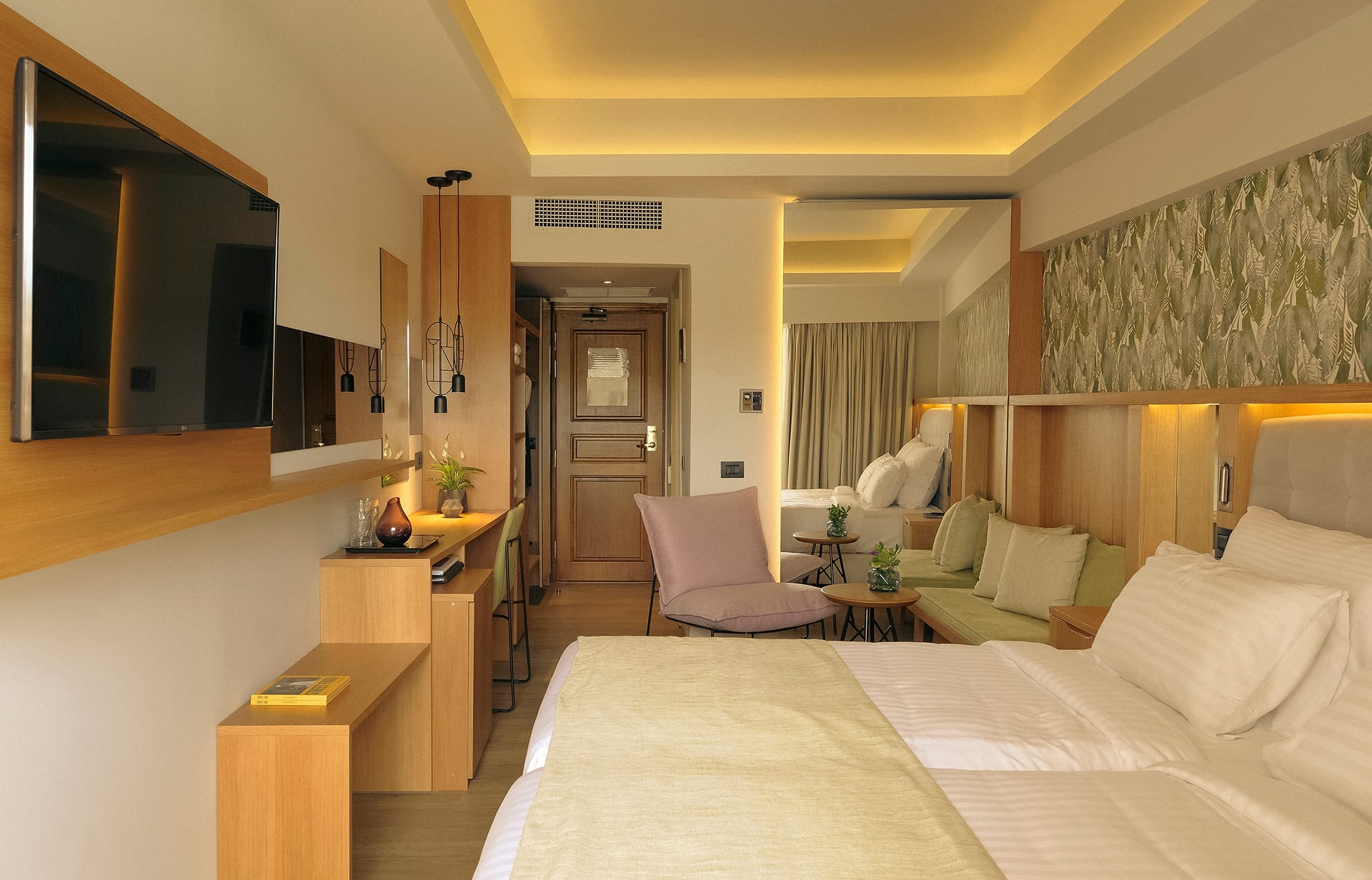 Deluxe Room Mountain View