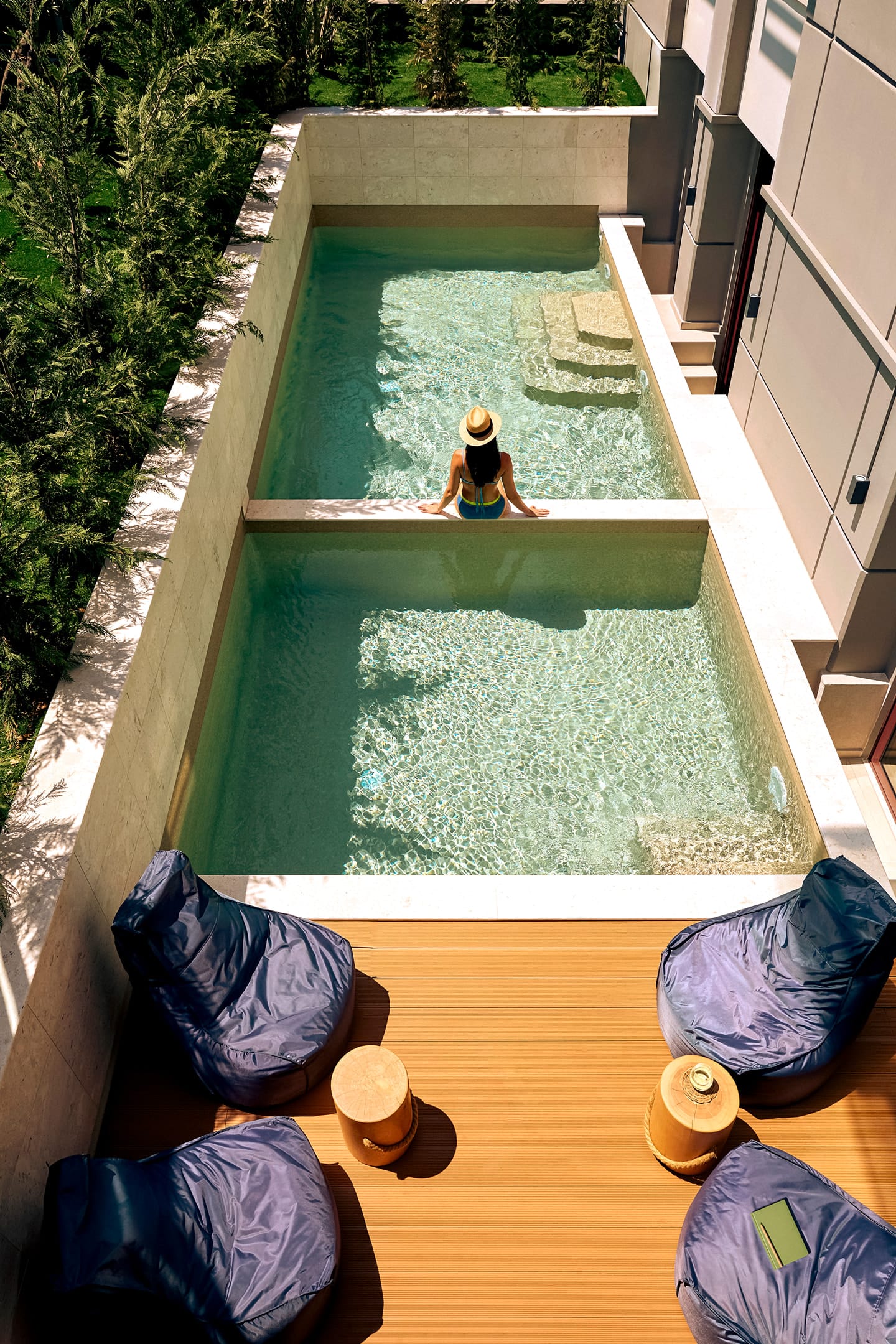 Executive Suite Sharing Pool