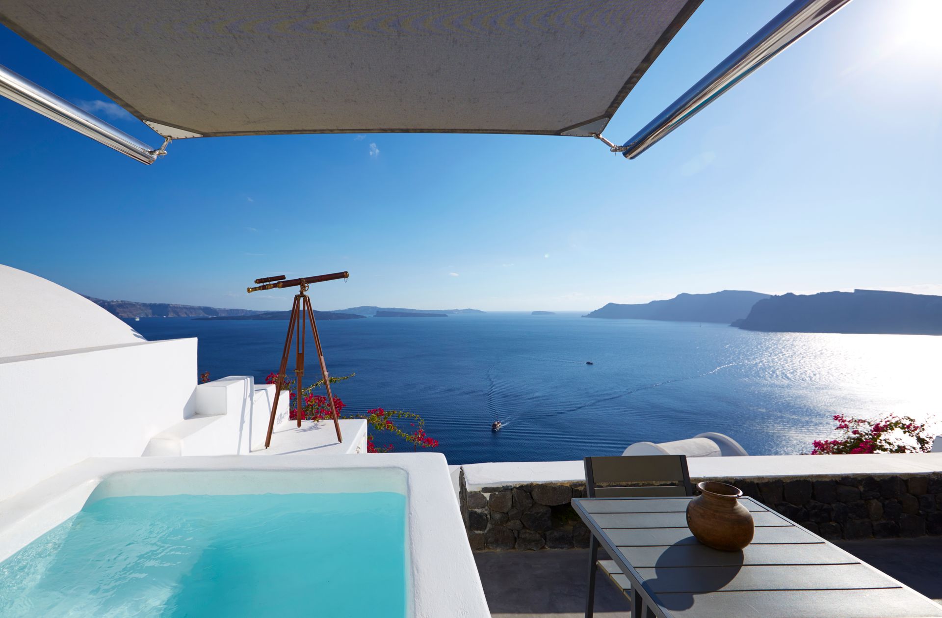 Honeymoon Suite with Jacuzzi