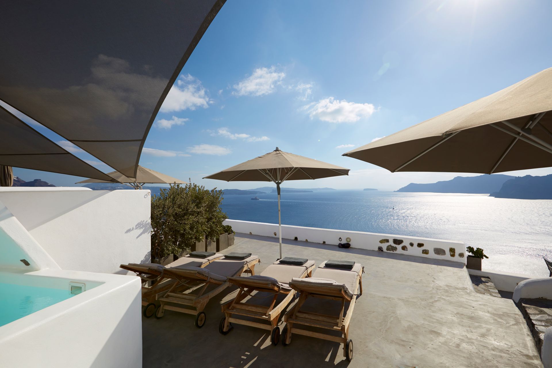Atrina Villa with Jacuzzi