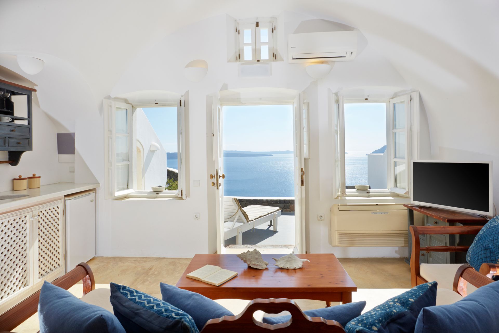Atrina Santorini - SENIOS - 8