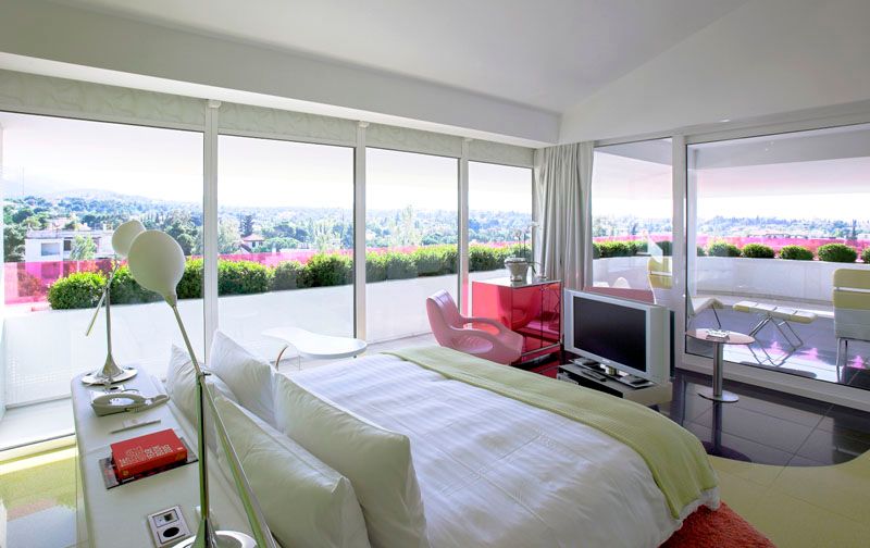 Penthouse Studio