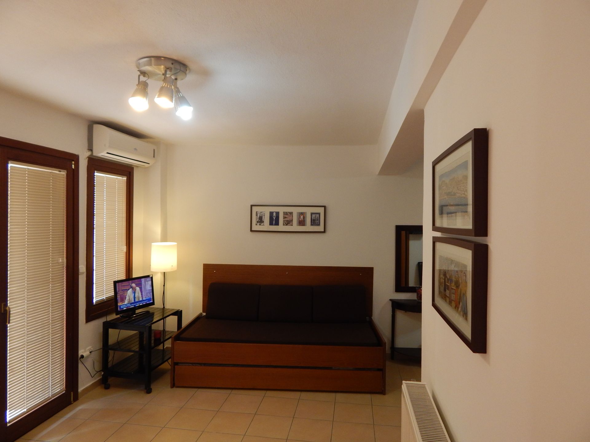 Kripis Studios Thessaloniki - FIVE - 5
