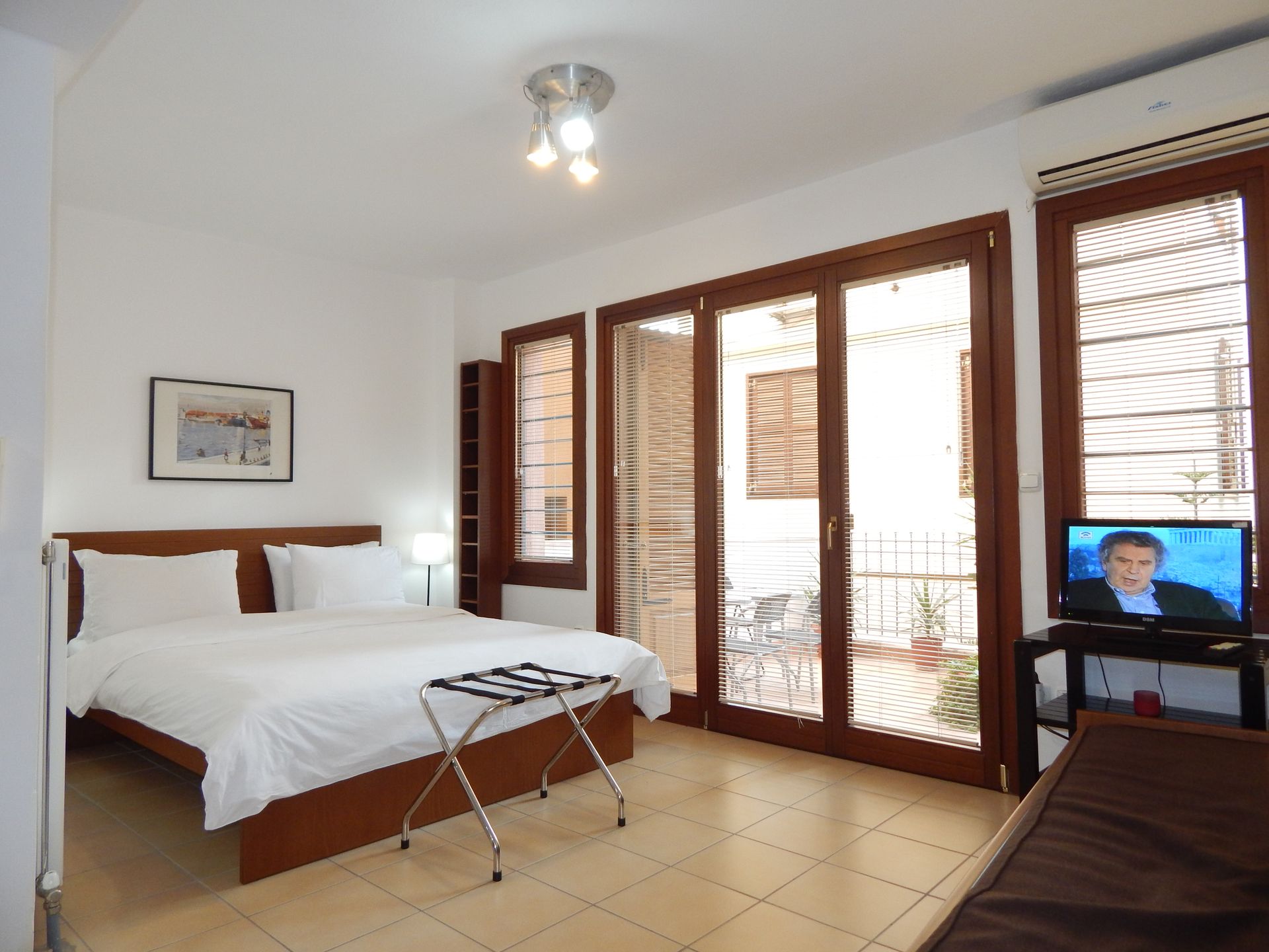 No5 – Studio with Terrace
