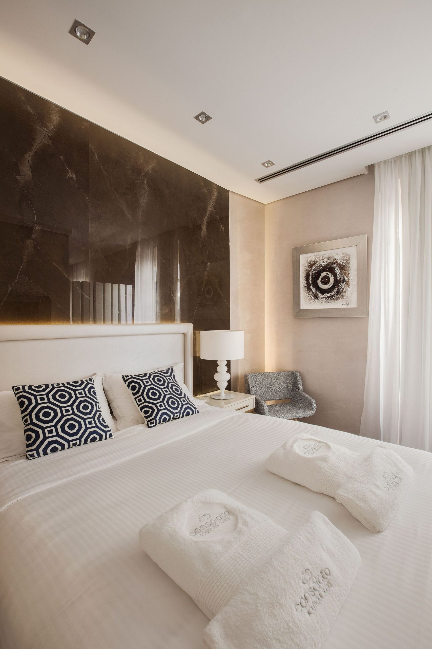 Consolato Boutique Suites - MSP - 8