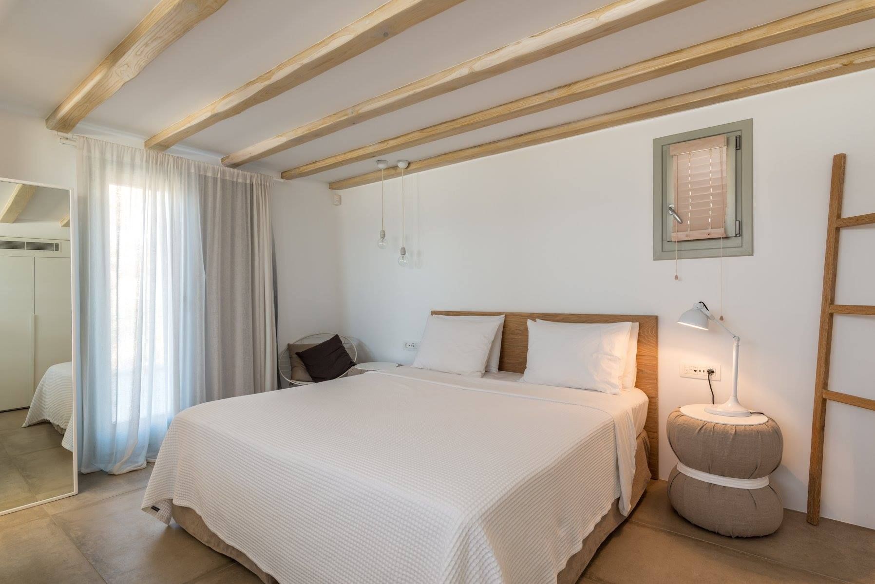 Mykonos Feelings - AMRA - 12
