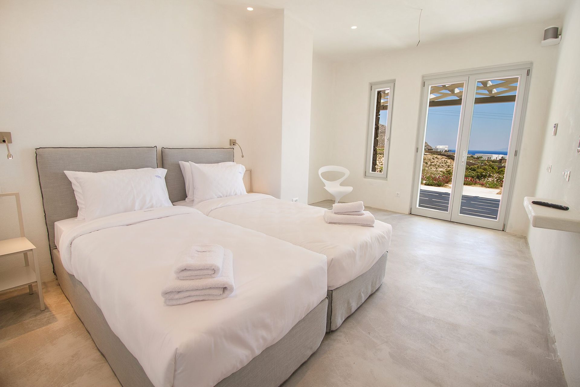 Mykonos Feelings - HERM1 - 11