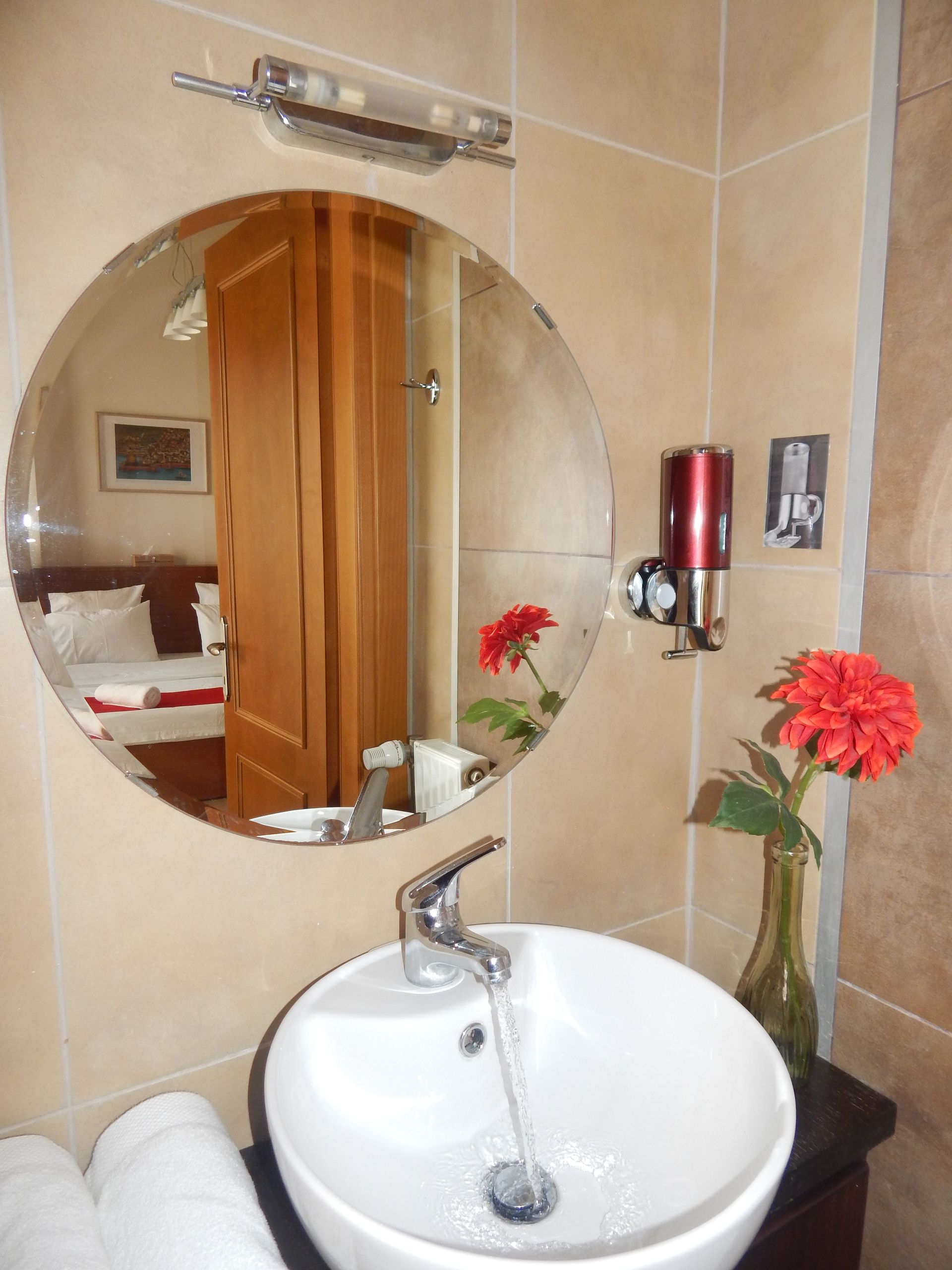 Kripis Studios Thessaloniki - THREE - 4