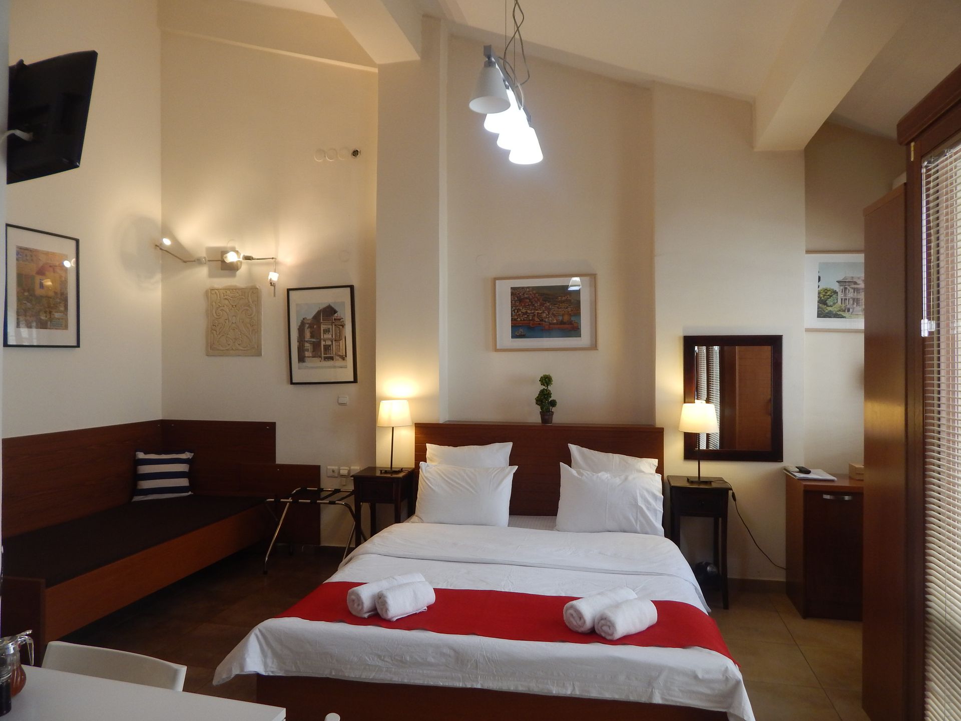 Kripis Studios Thessaloniki - THREE - 7