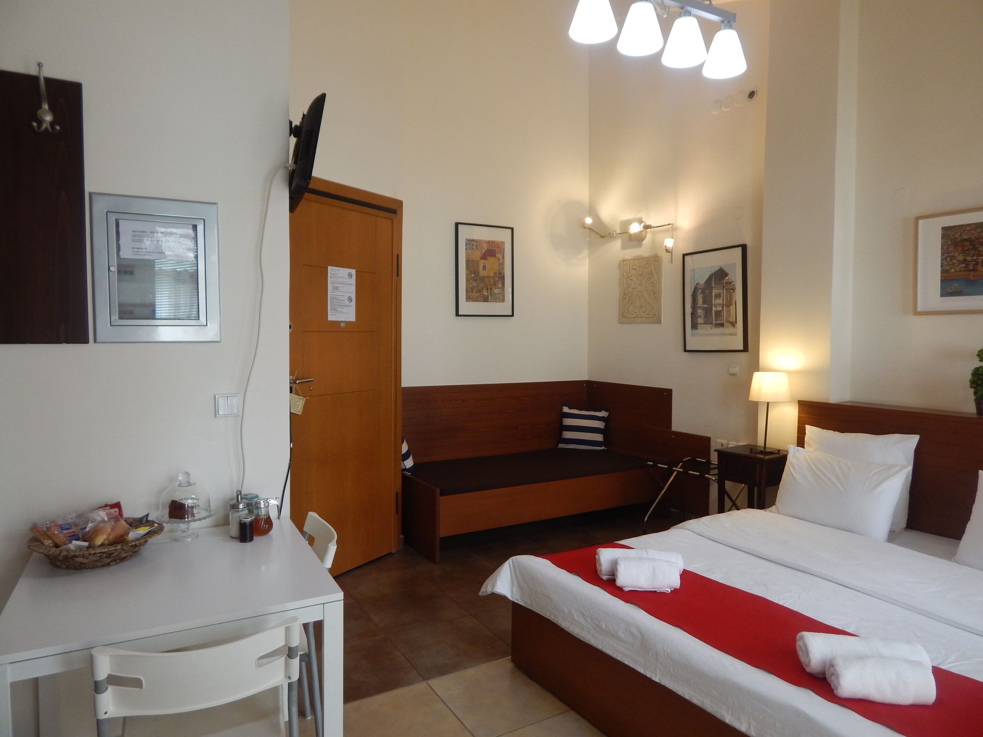 Kripis Studios Thessaloniki - THREE - 11