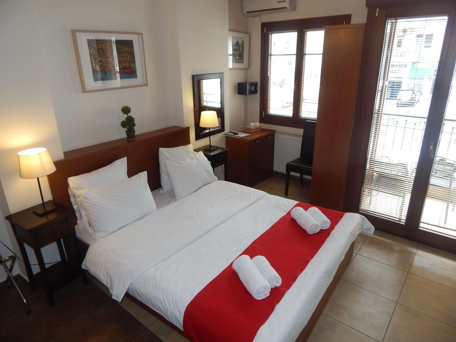 Kripis Studios Thessaloniki - THREE - 15