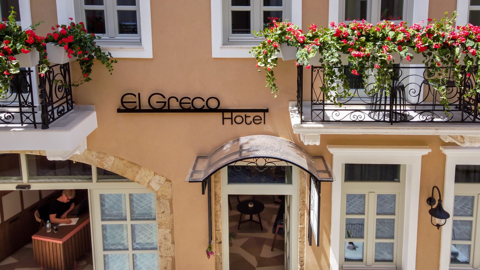 Single Room Interior | El Greco Hotel