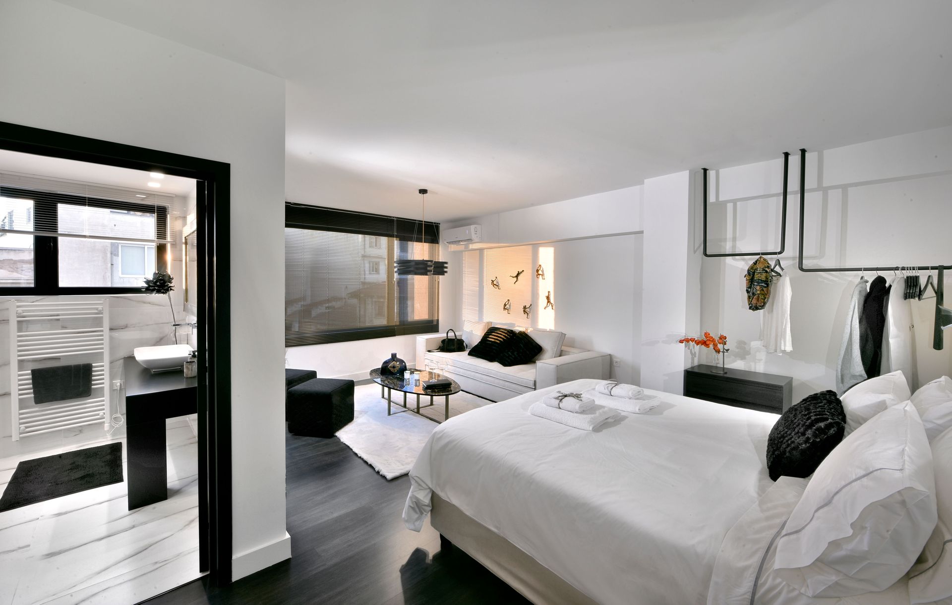 Athens Unique Homes by K&K - ATJUN - 10