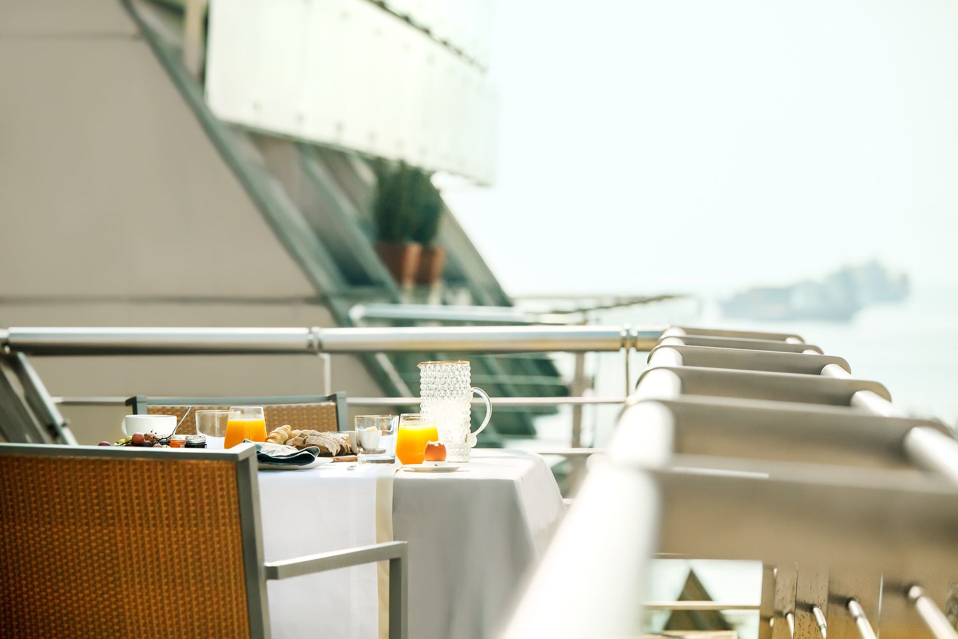 Daios Luxury Living - JUN - 4